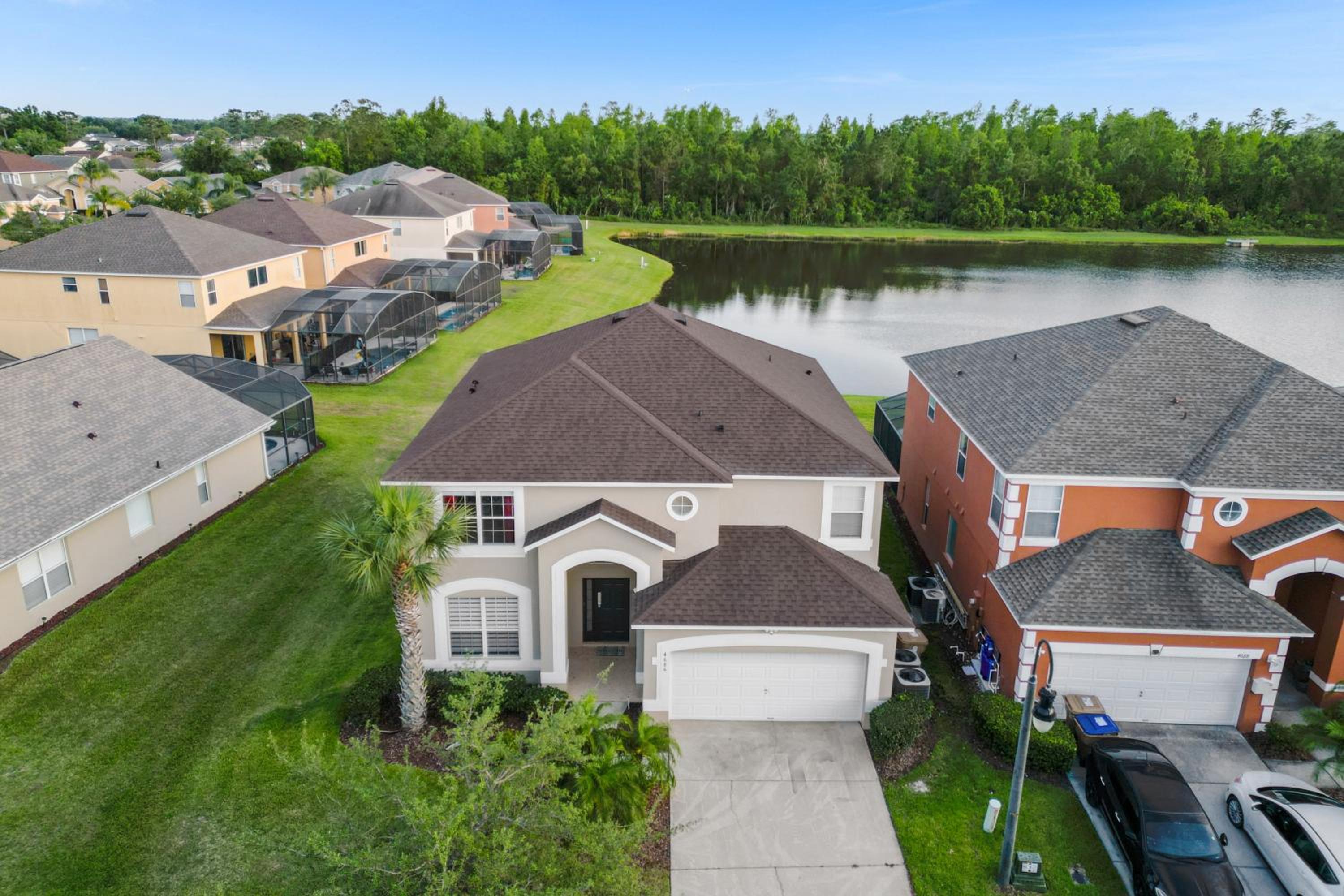 Lake View Vacation Home with Pool and Game Room Near Disney Parks view 4