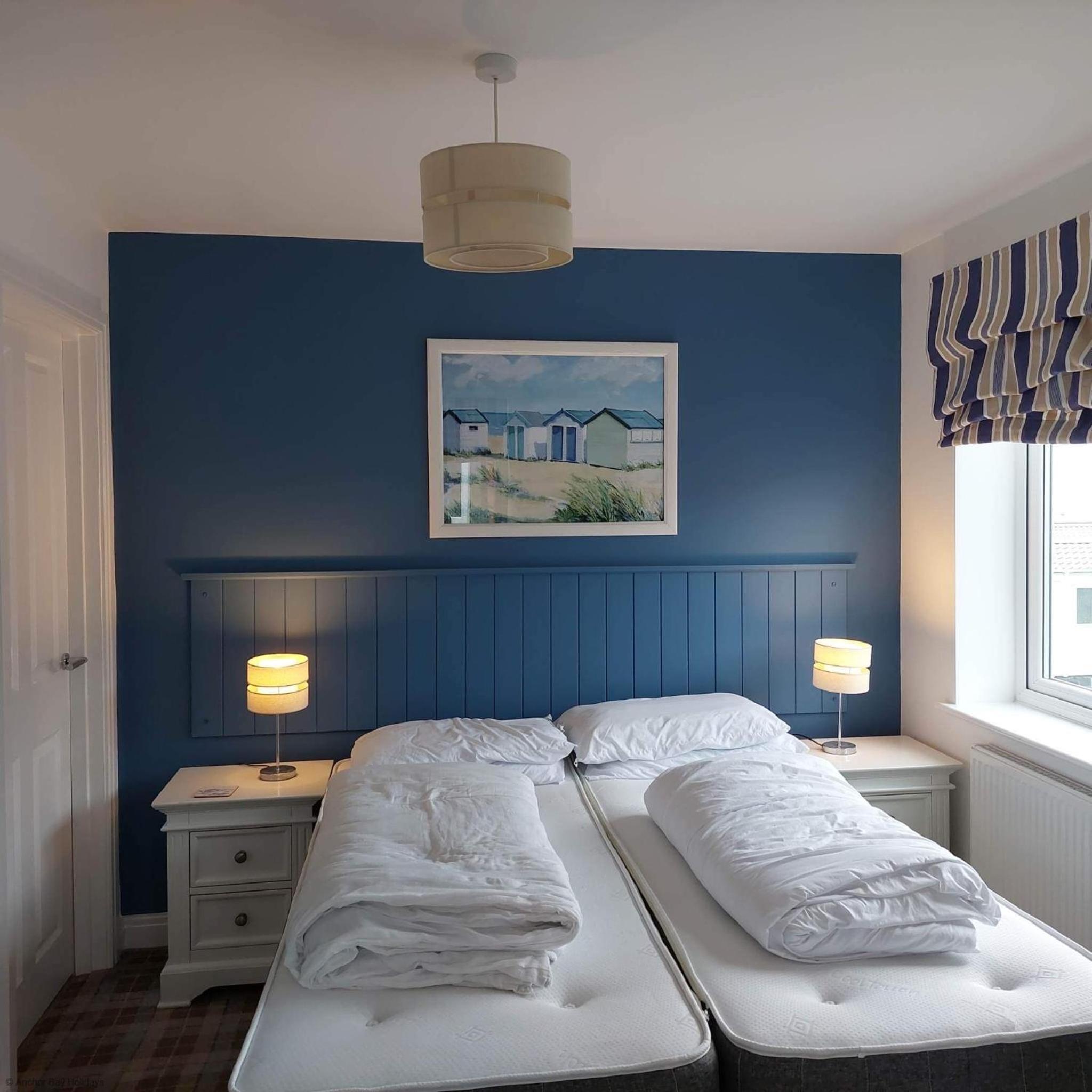 Echo Beach - Sleeps 12 - Part of the The Bay Filey Holiday Village with pool, gym and direct beach access, pub, restaurant, tennis and meadows walks