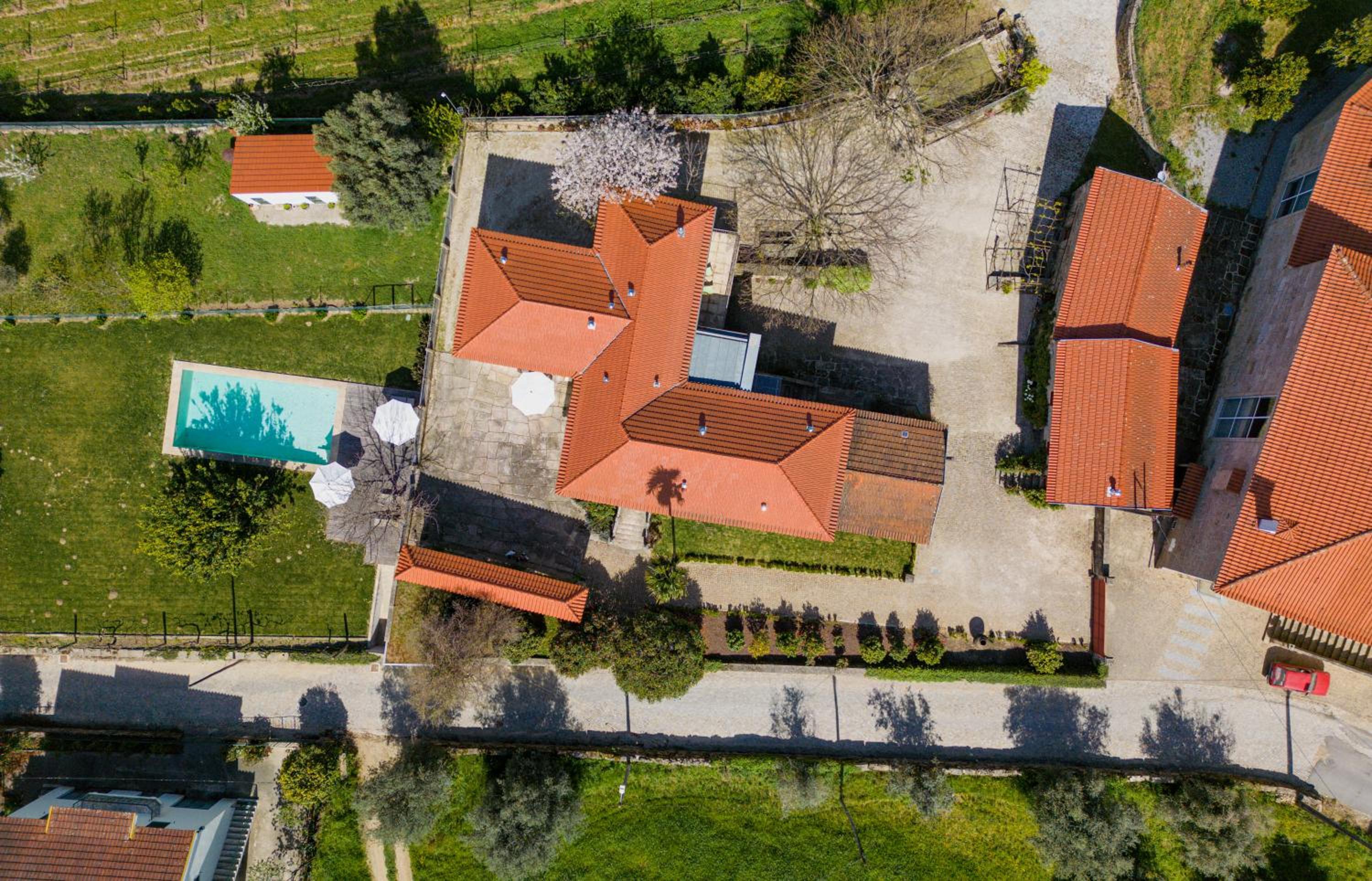 Casas de Vila Pouca view 3