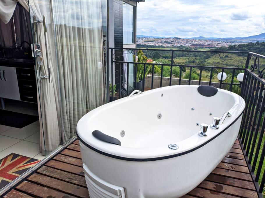 Tiny House Paraiso Minicasas Com Hidromassagem
