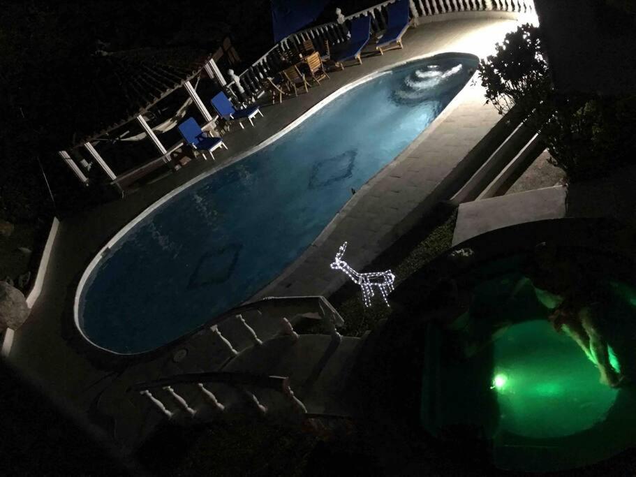 Hermosa Casa Campestre con Piscina y Jacuzzi