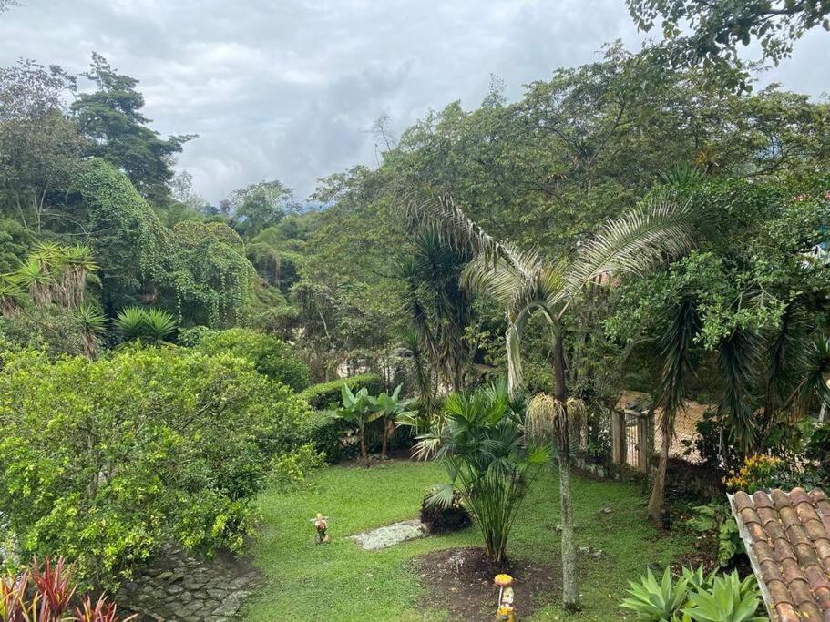 Hermosa Casa Campestre con Piscina y Jacuzzi