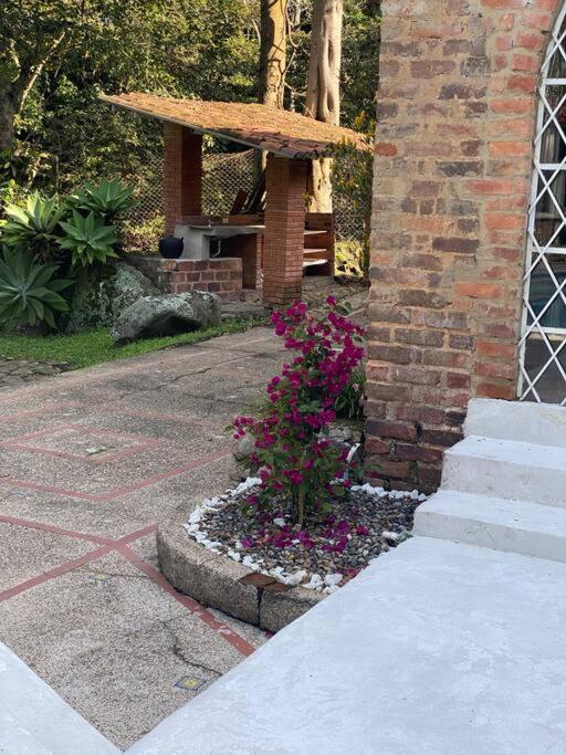 Hermosa Casa Campestre con Piscina y Jacuzzi