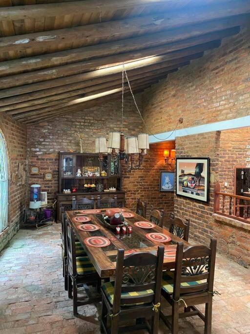 Hermosa Casa Campestre con Piscina y Jacuzzi