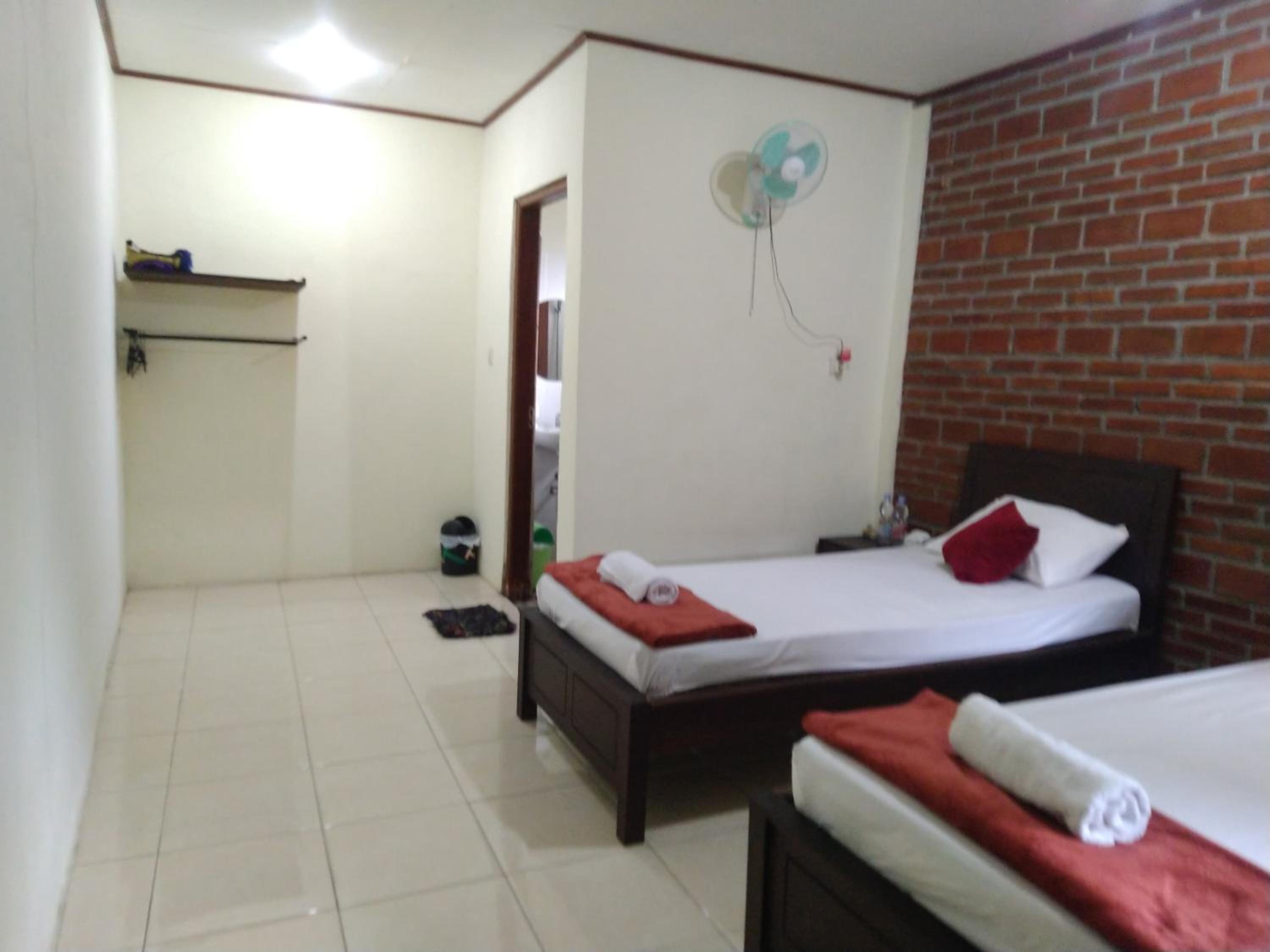 Penginapan Homestay Mudiyono Syari'ah view 4