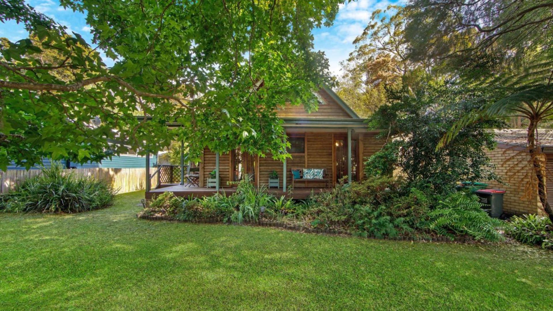Pine Lodge Pearl Beach