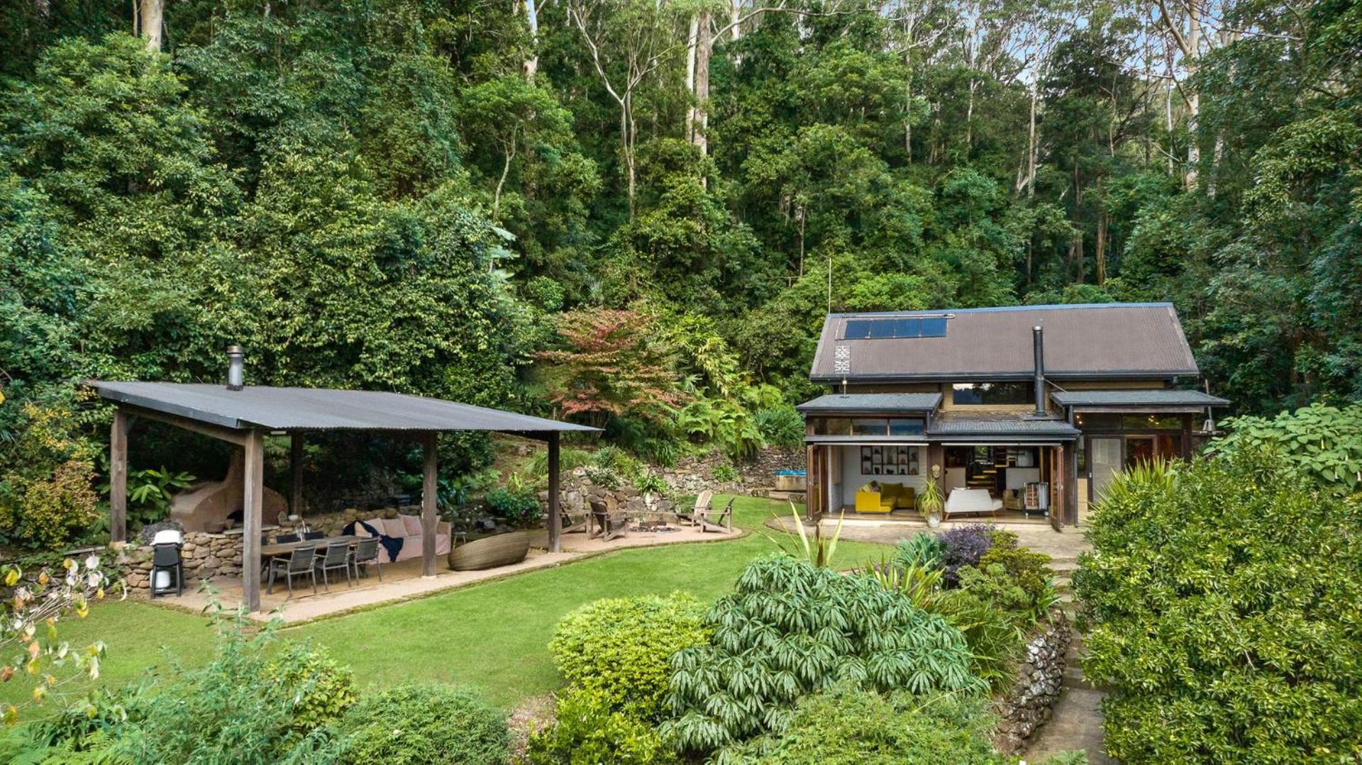 Lyra Kangaroo Valley