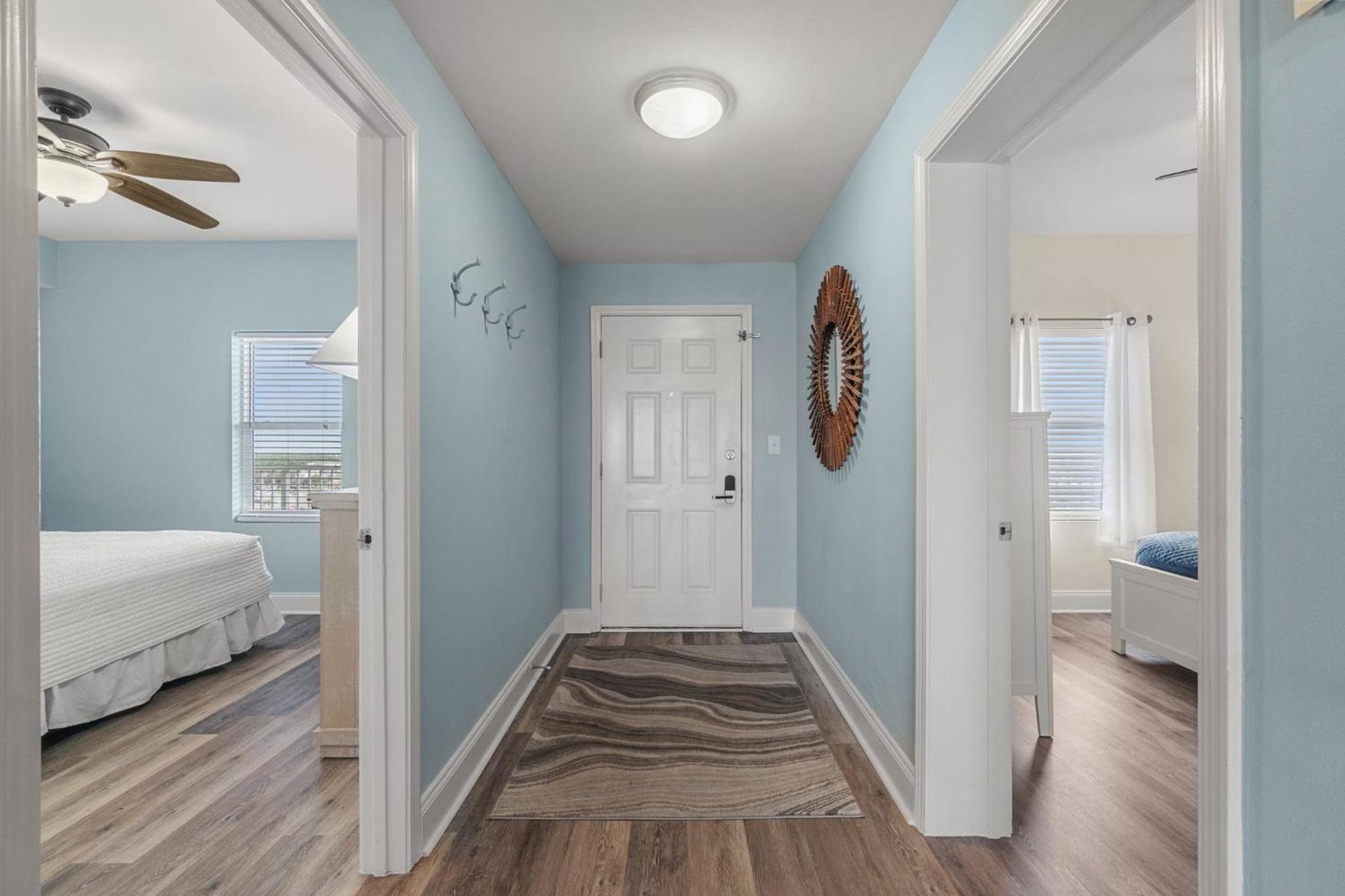 Beachy King at Laketown Wharf #812 by Nautical Properties view 3