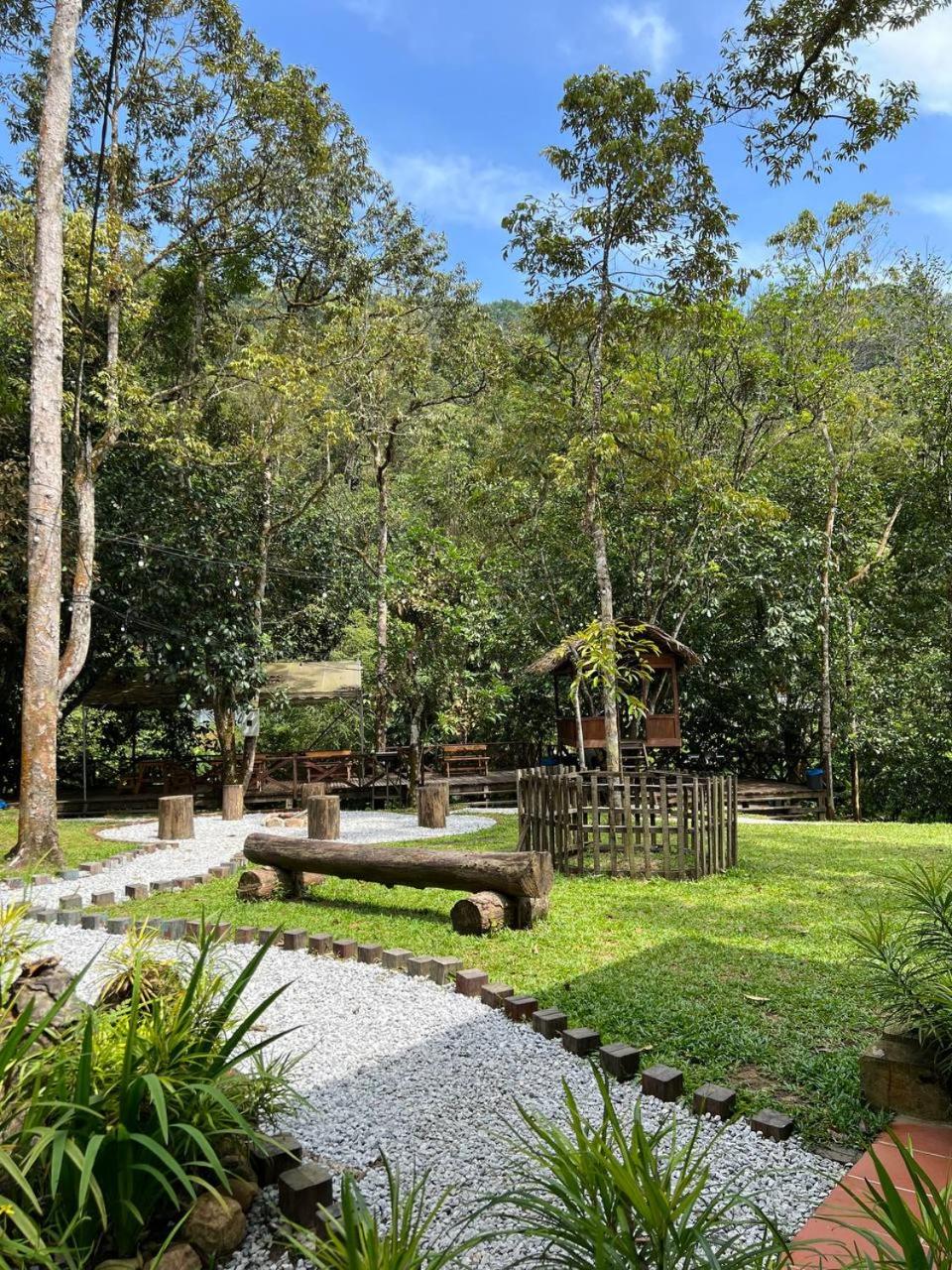 Tingkat Valley photo 4