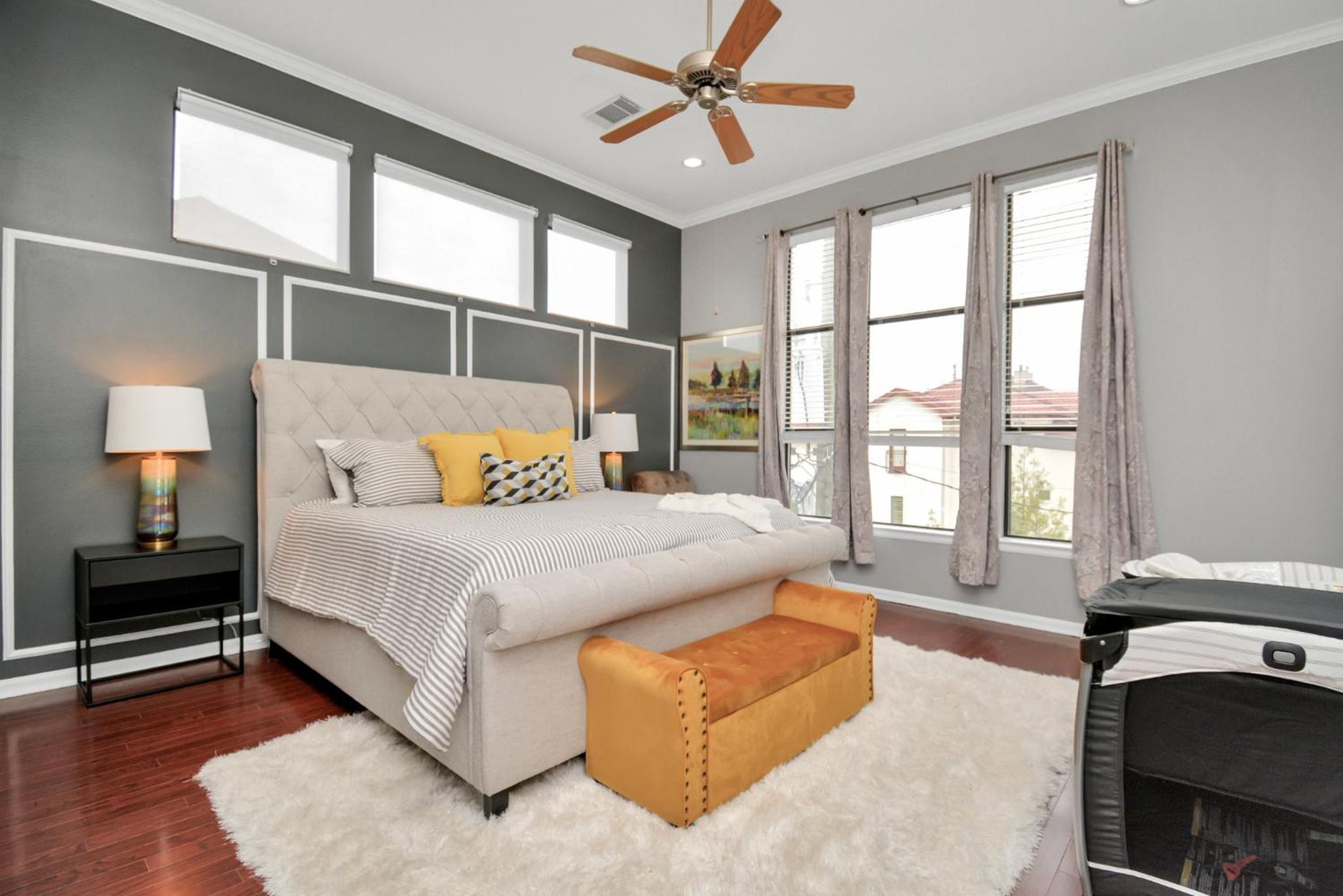 3BR 3Ba Upscale Luxury Home in The Heights view 2