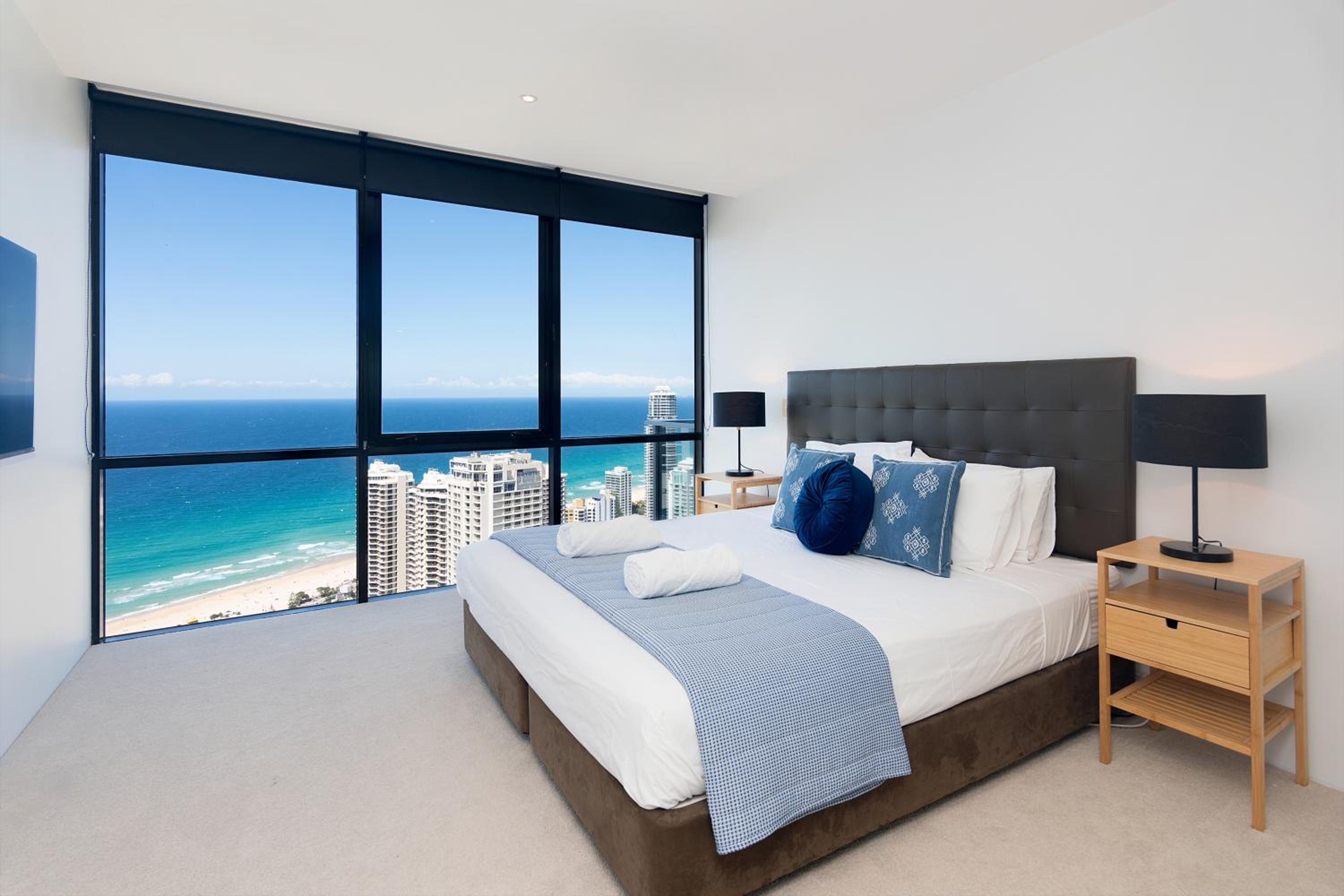 Circle on Cavill - Hosted by Coastal Letting Co.