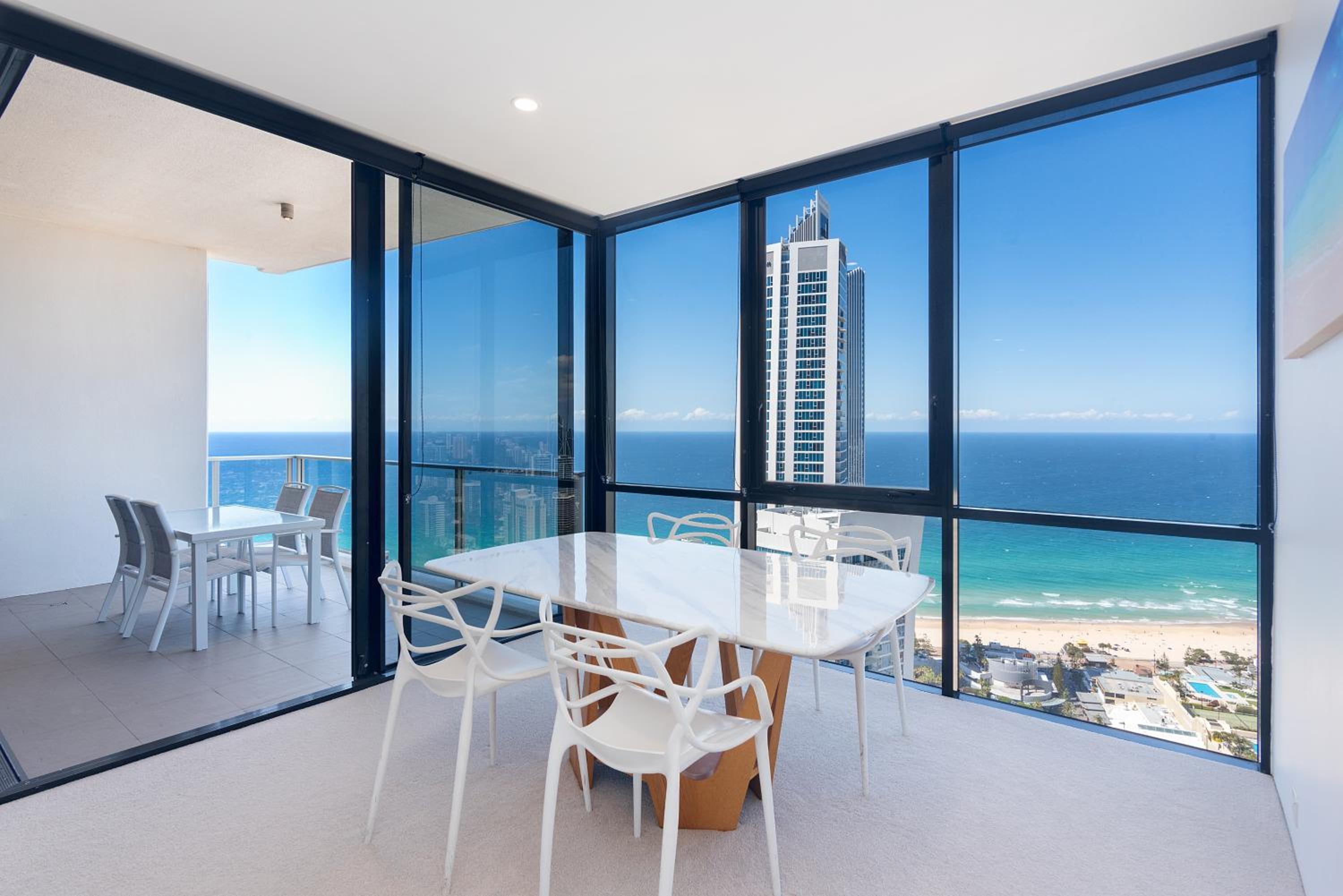 Circle on Cavill - Hosted by Coastal Letting Co.