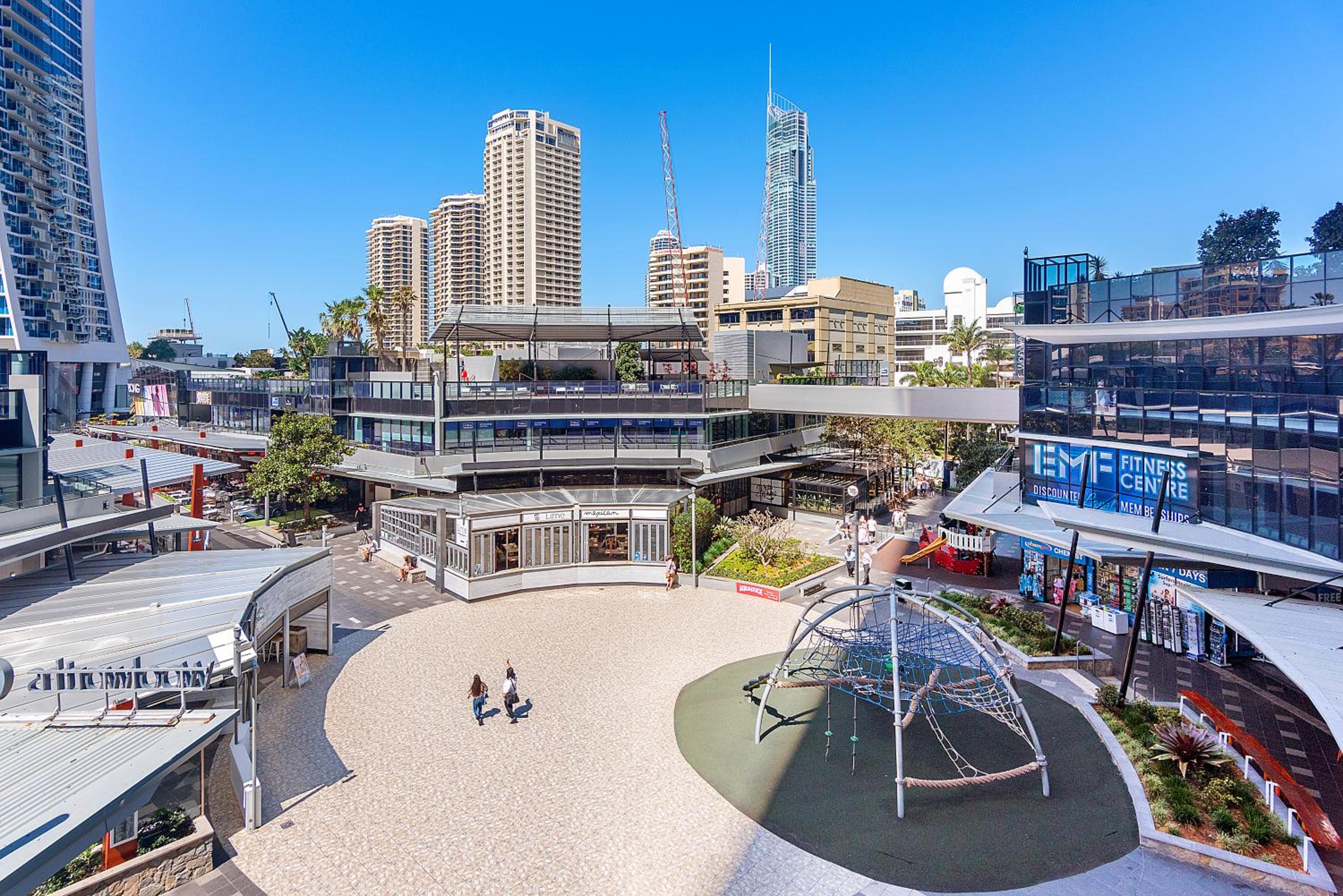 Circle on Cavill - Hosted by Coastal Letting Co.
