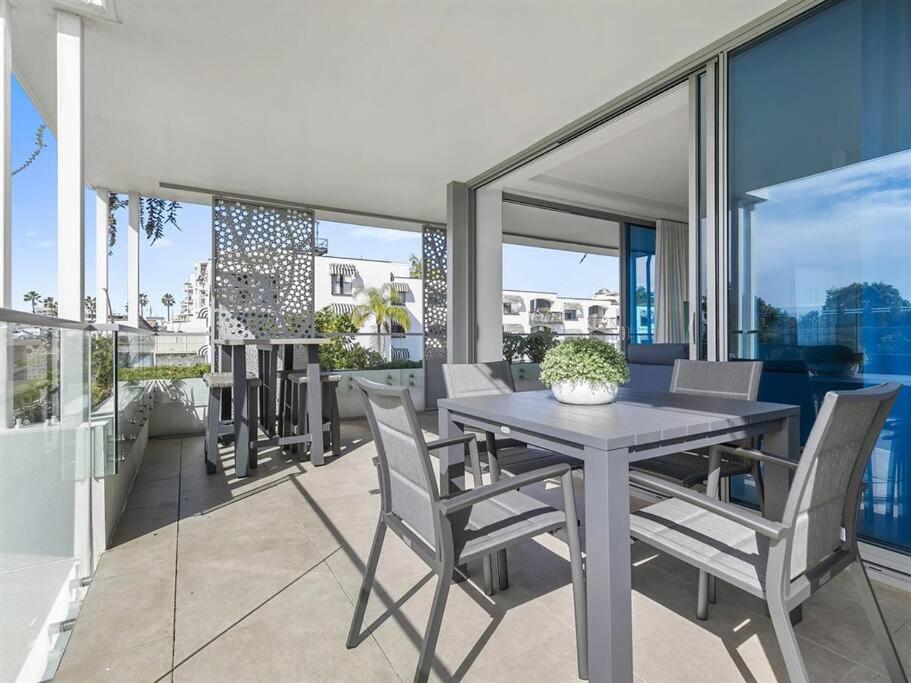 Elysee Beachside Apartments Alexandra Headland