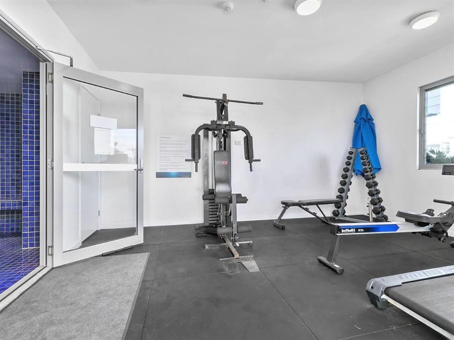 Elysee Beachside Apartments Alexandra Headland