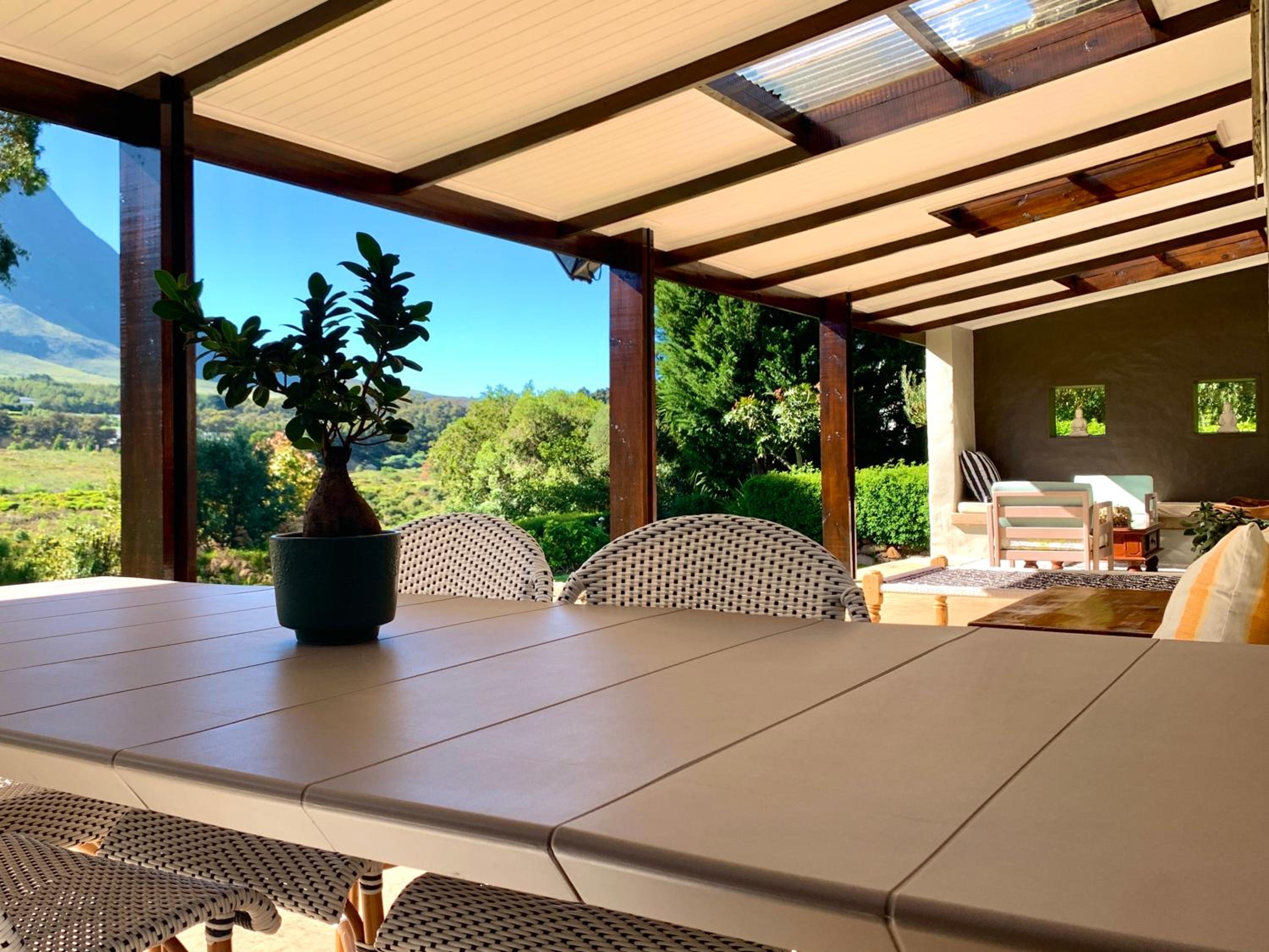 The Guardian Hermanus Luxury Self-Catering Hemel en Aarde Valley view 2