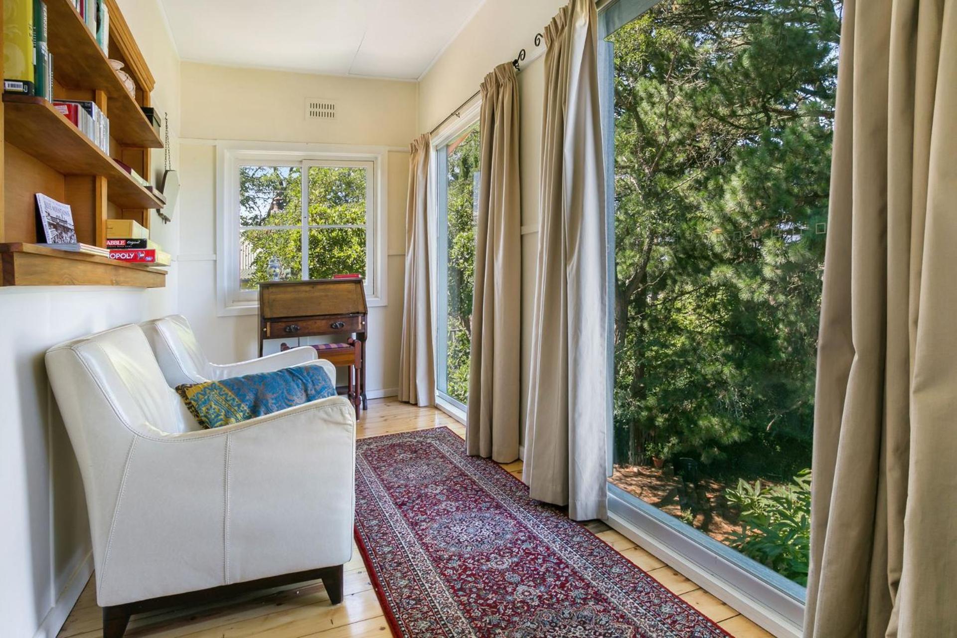 Carinya Cottage view 4