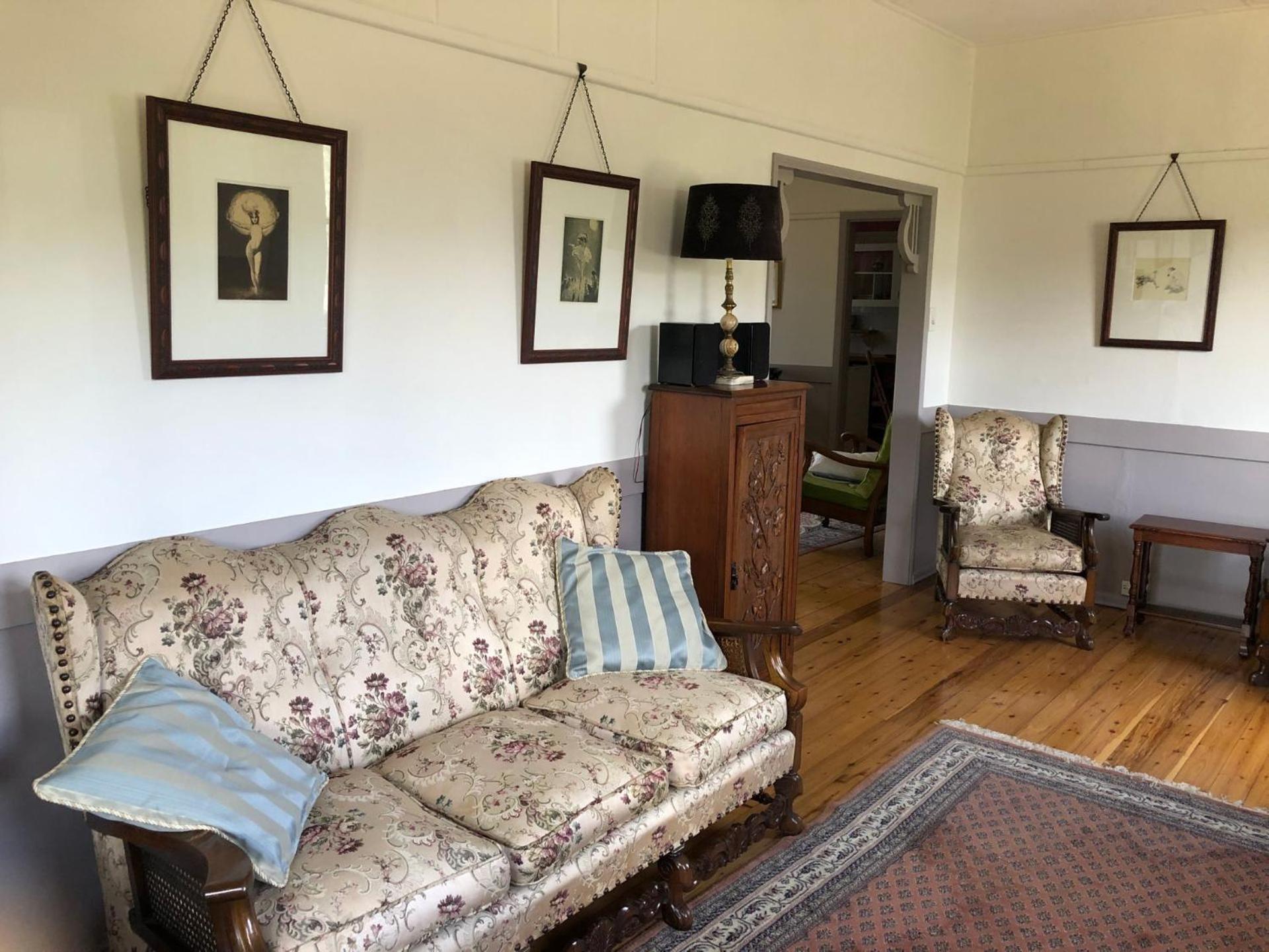 Carinya Cottage view 5