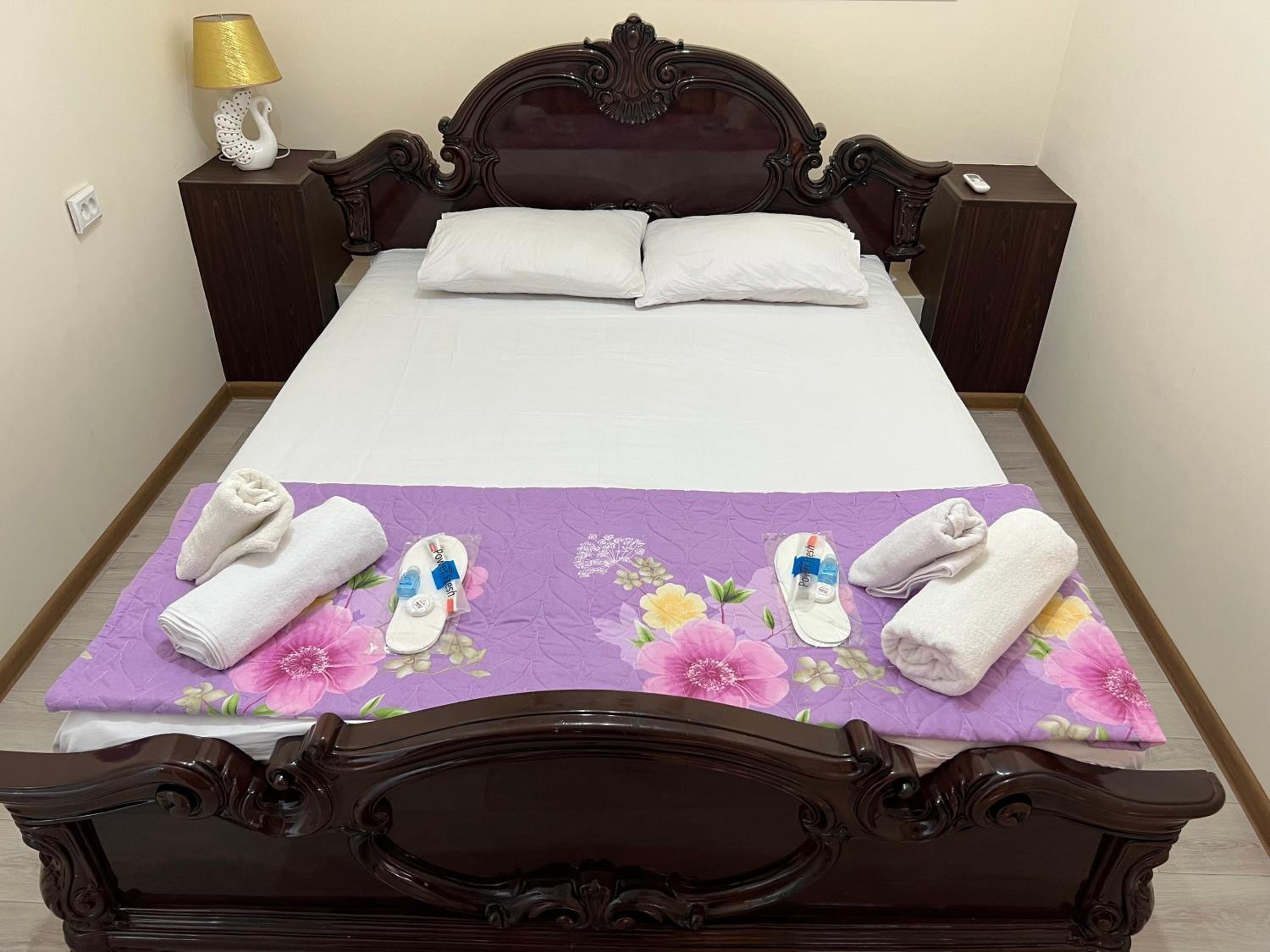 Shaxruza Shahzoda Guest House