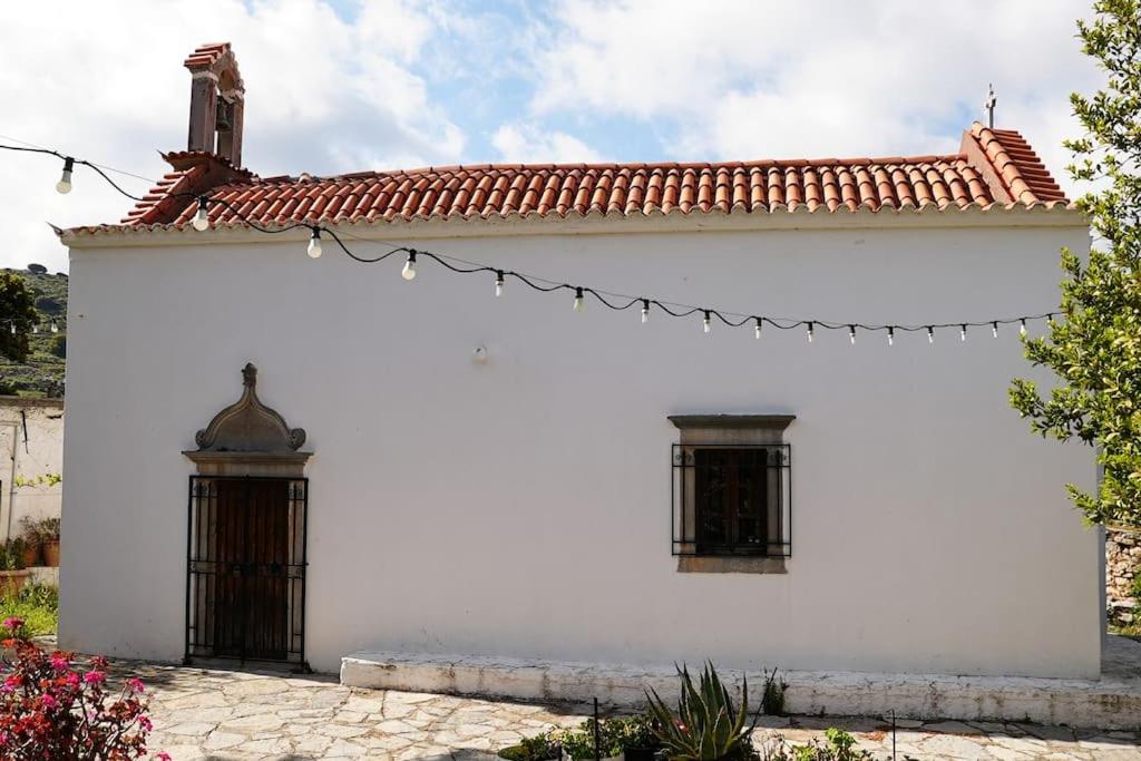 Mountain House Perampela