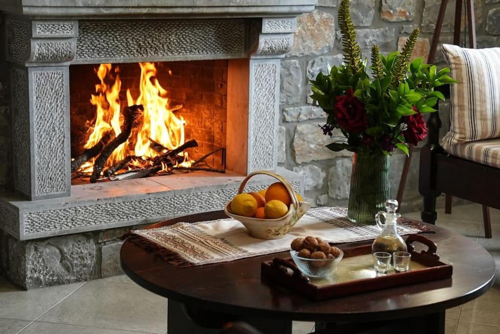 Mountain House Perampela