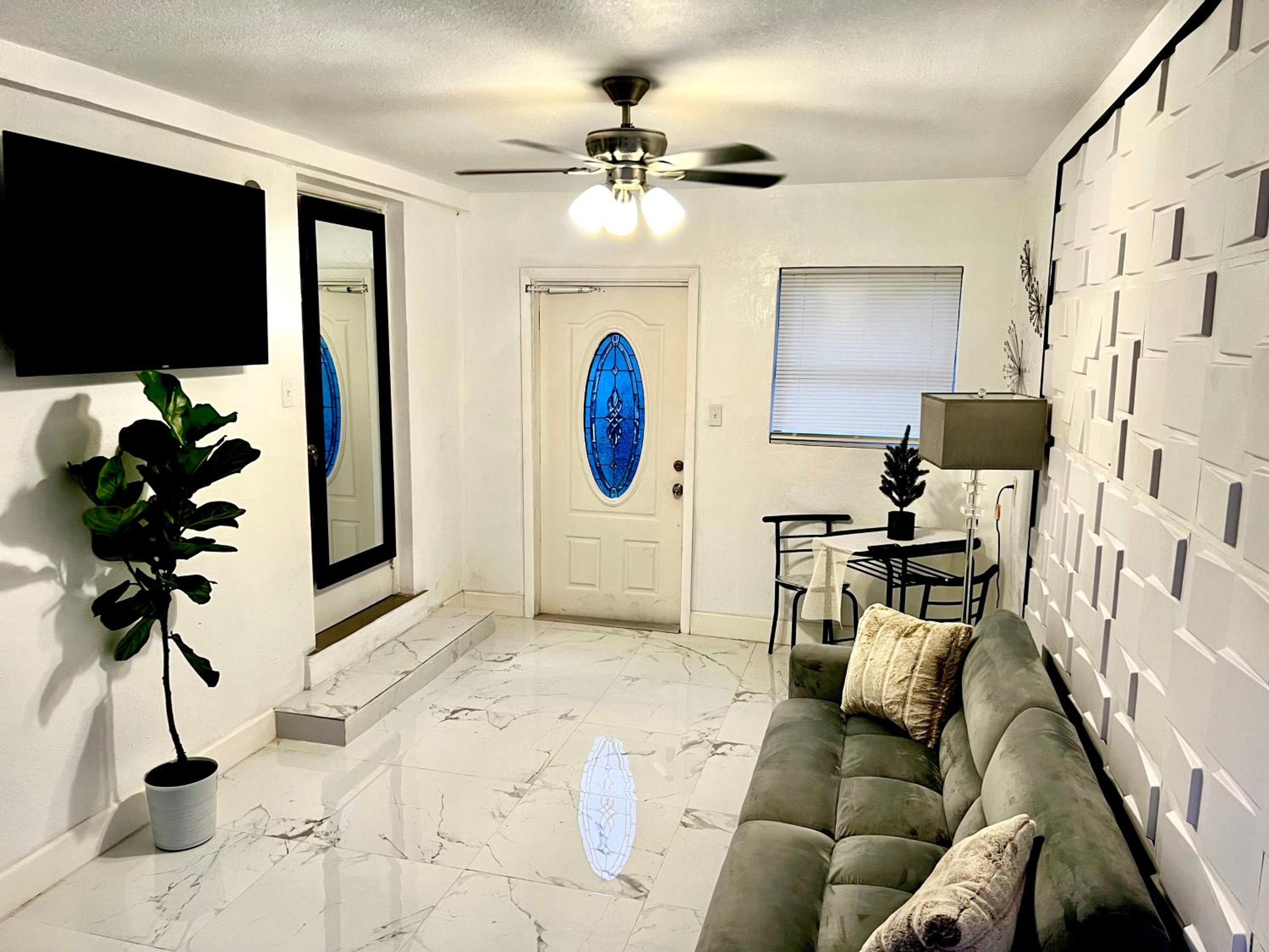 Miami Gardens Comfort Suite by Hard Rock Stadium view 3