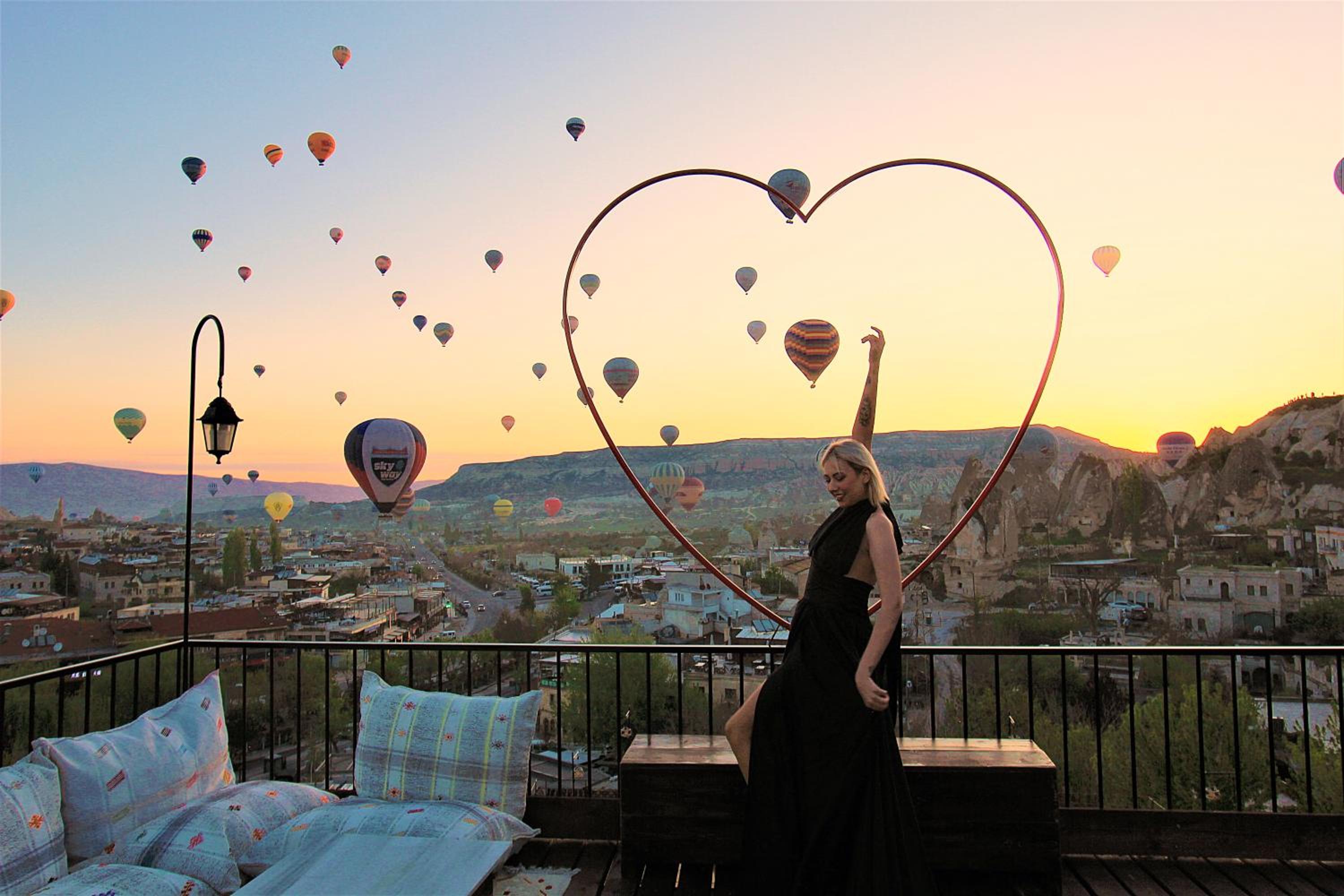 Bedrock Cave Hotel - Image 132