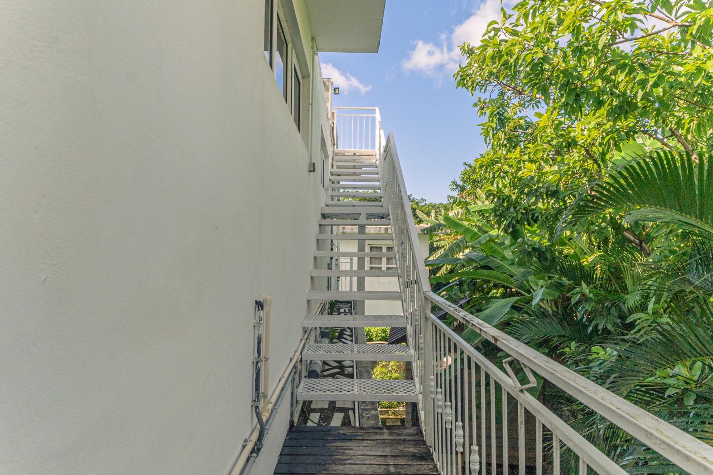 Tropicana Villa