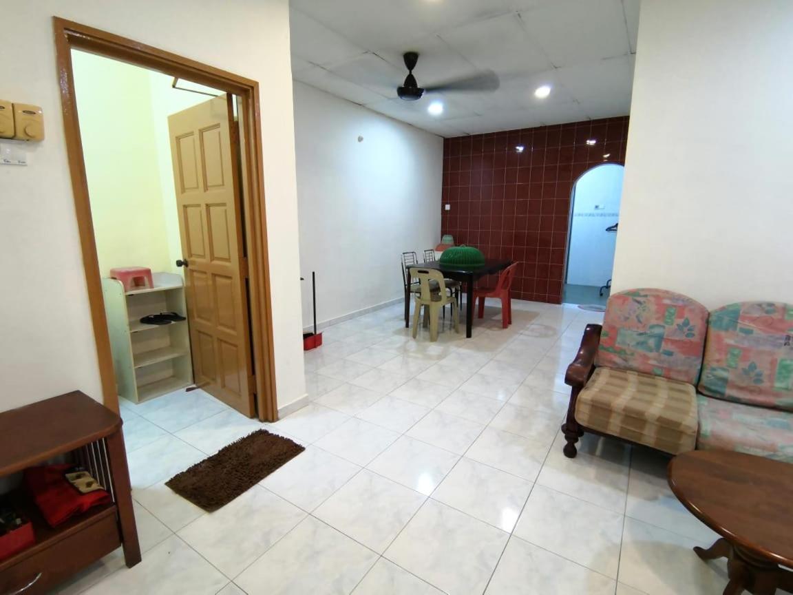 Cosy Homestay Ulu Tiram - Room only photo 5