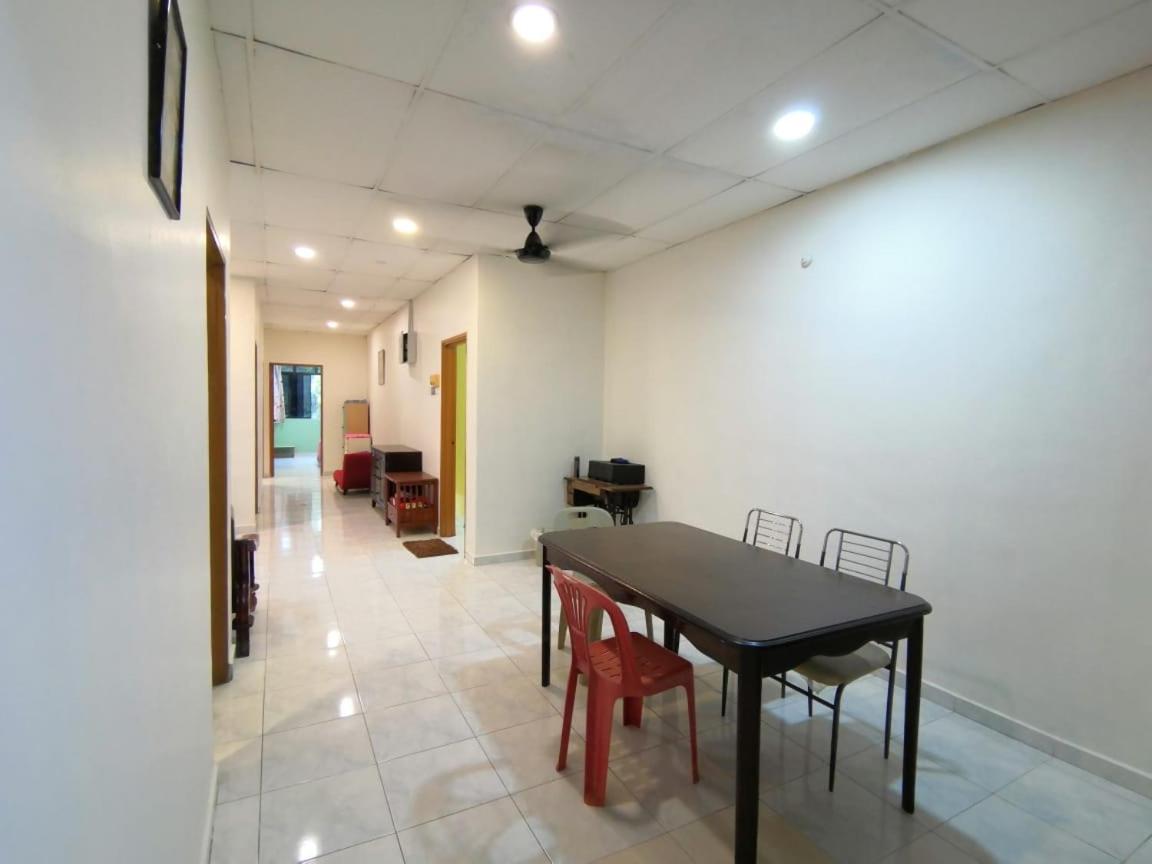 Cosy Homestay Ulu Tiram - Room only view 4