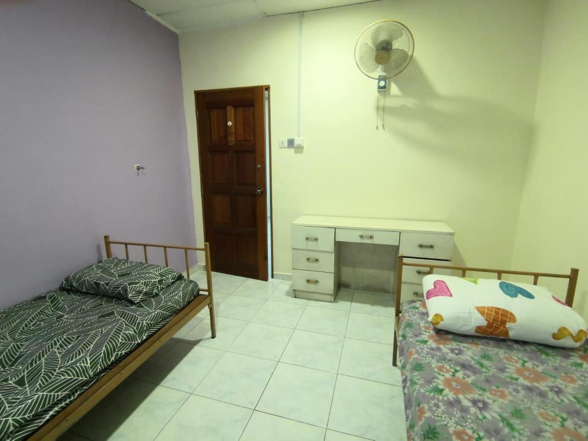 Photo 8