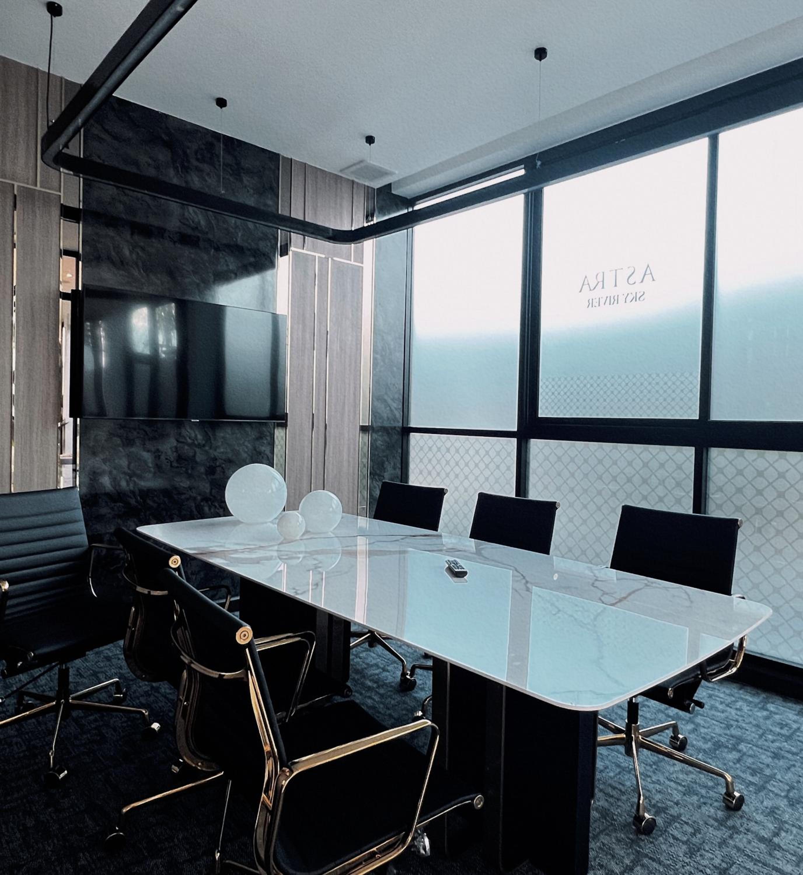 meeting & event spaces