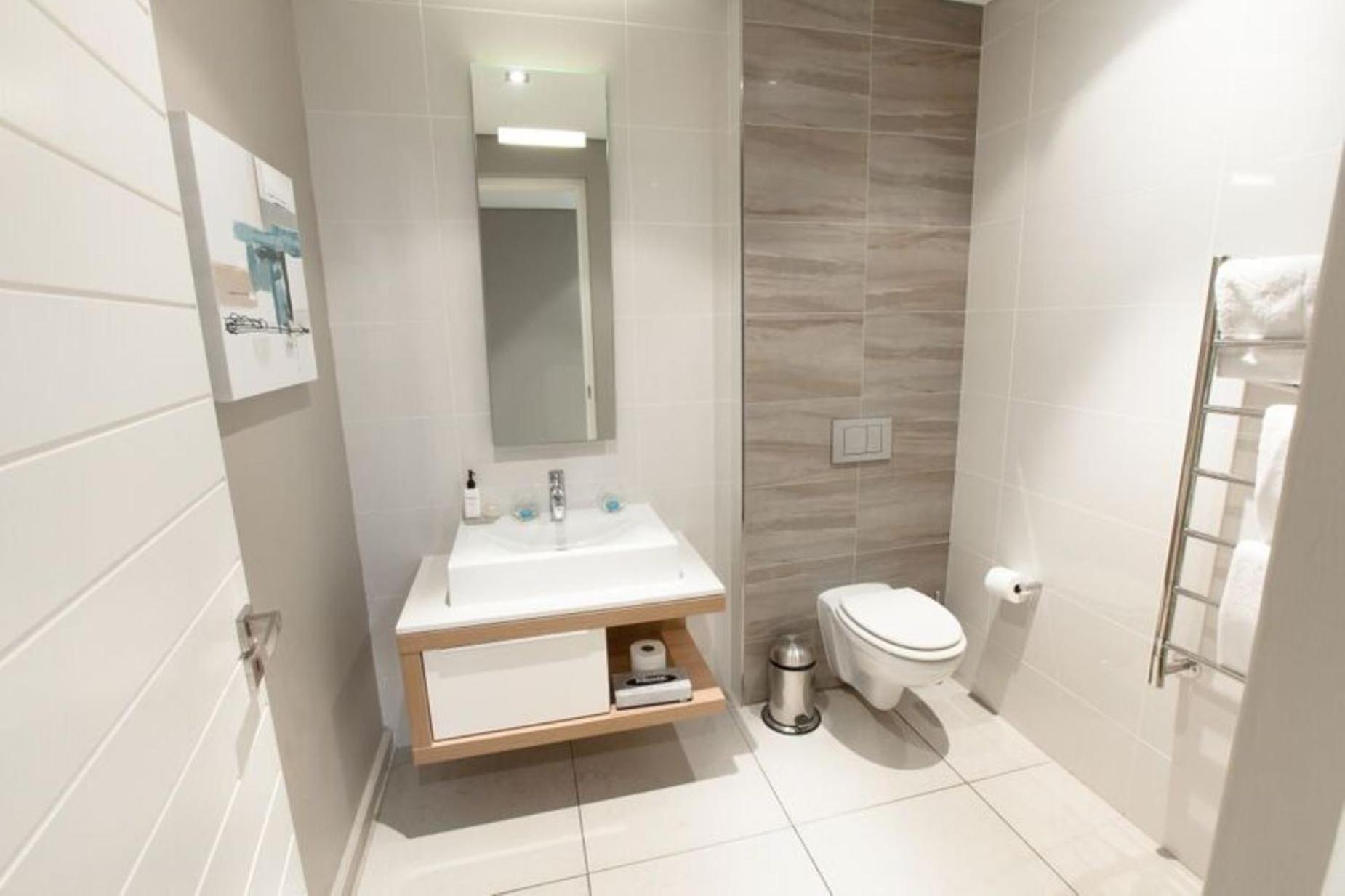 Photo 180 sur 199 de The Residences at Crystal Towers
