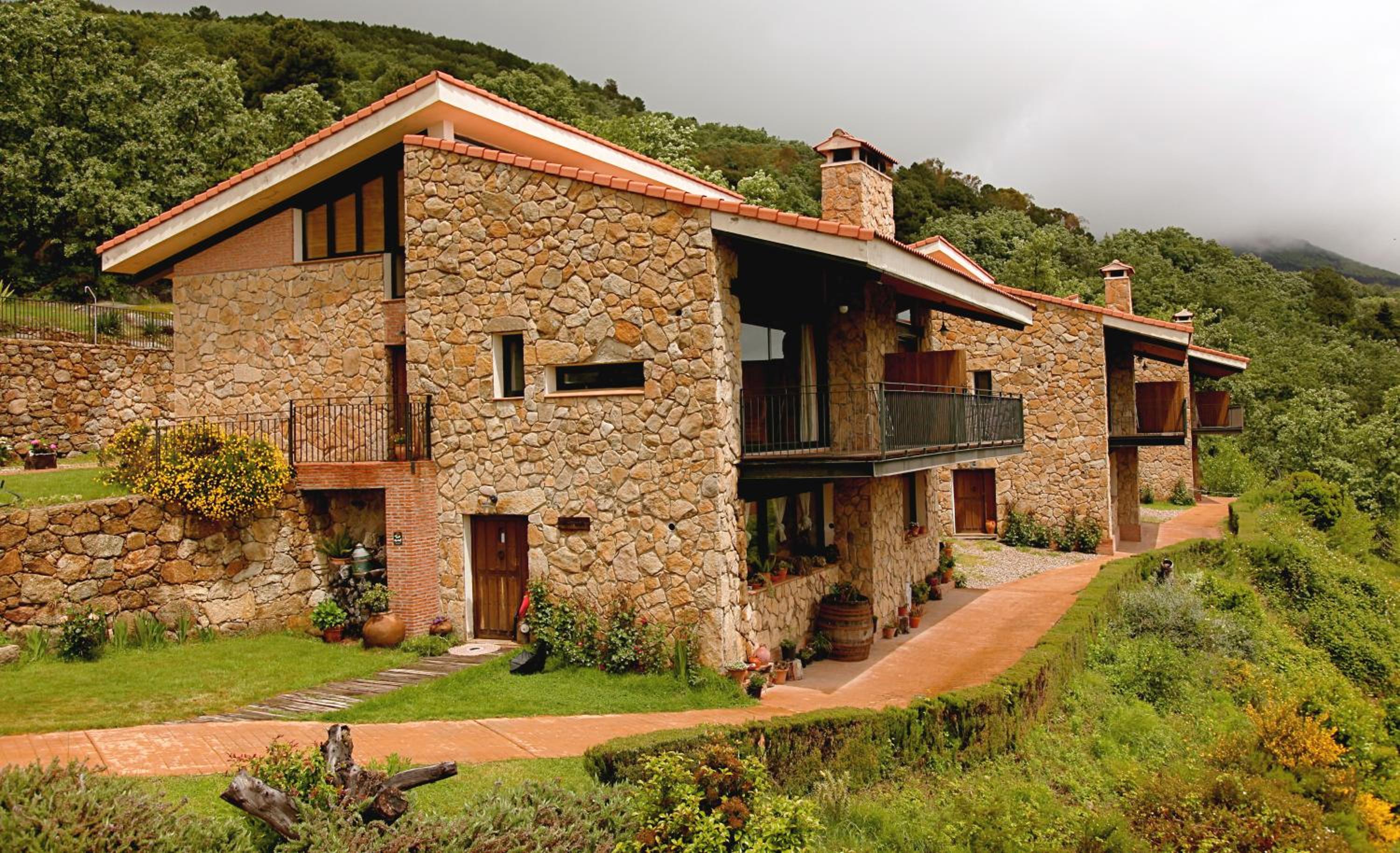 Las Casas de Agapito
