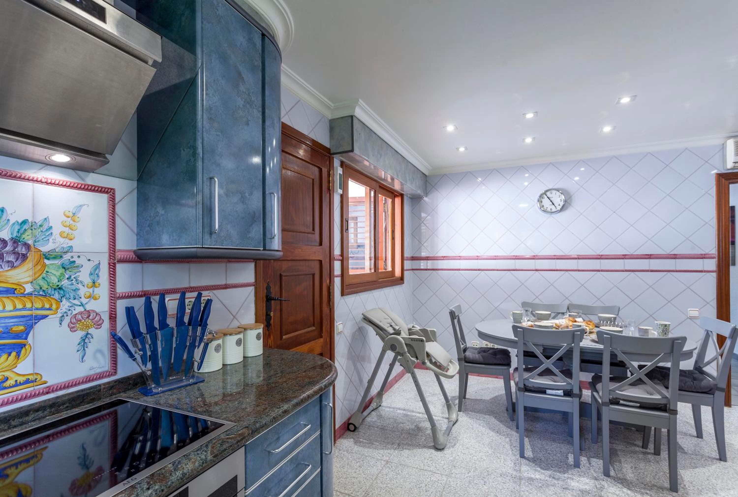 VILLA LATEL