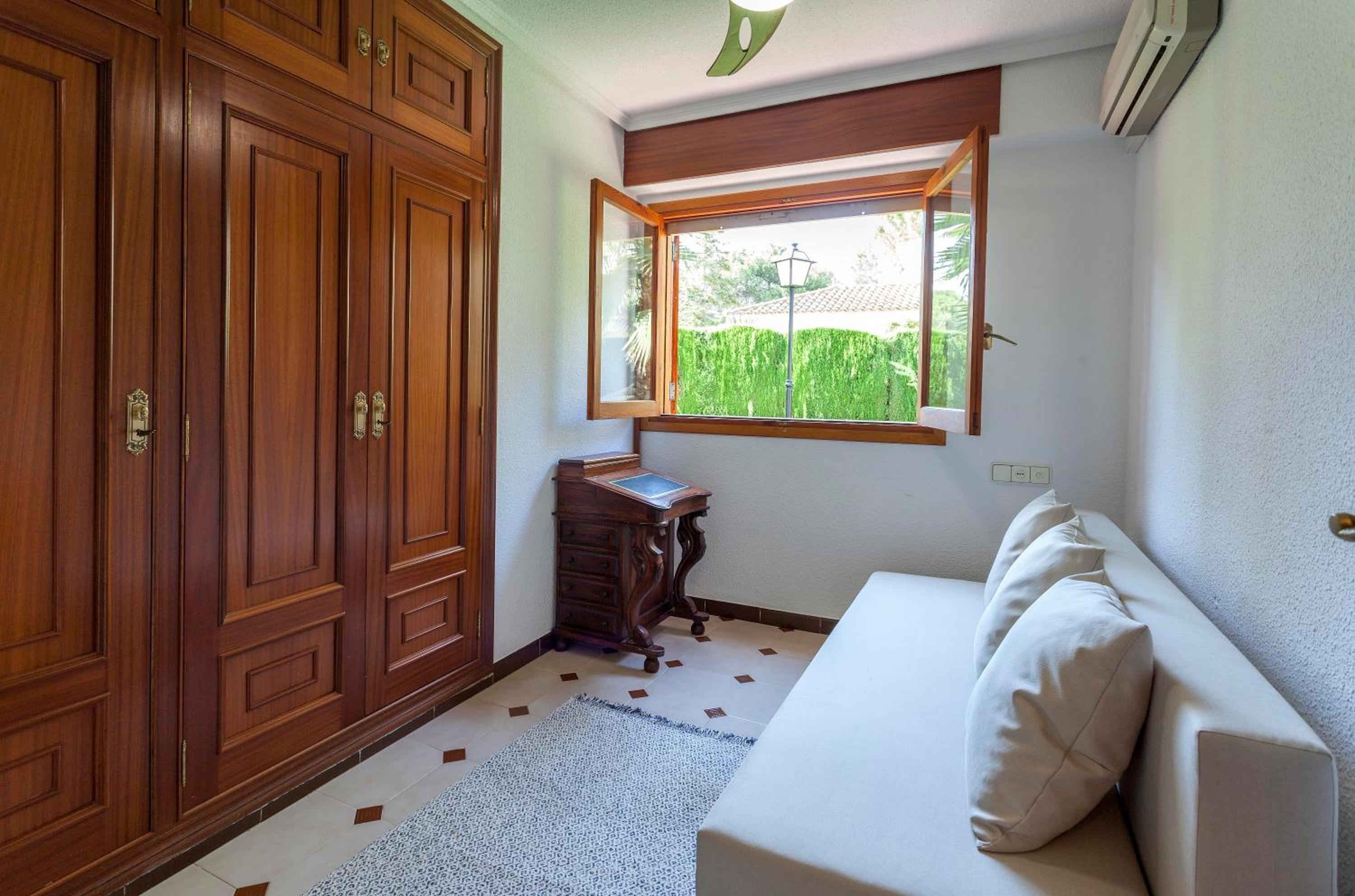VILLA LATEL