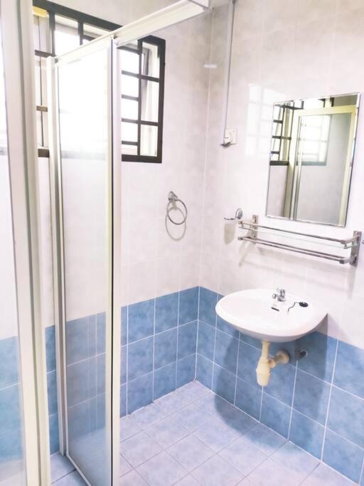 Puchong Semi D Homestay spacious 4 rooms photo 2
