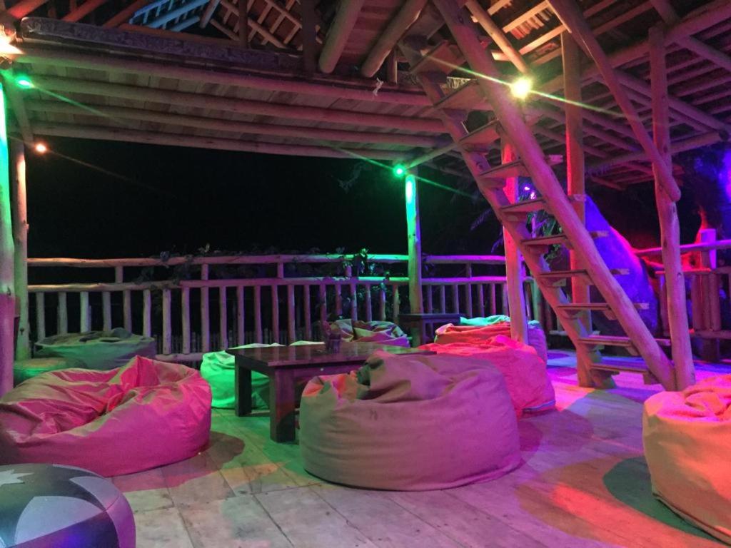 Tiki bar hostel ella view 3
