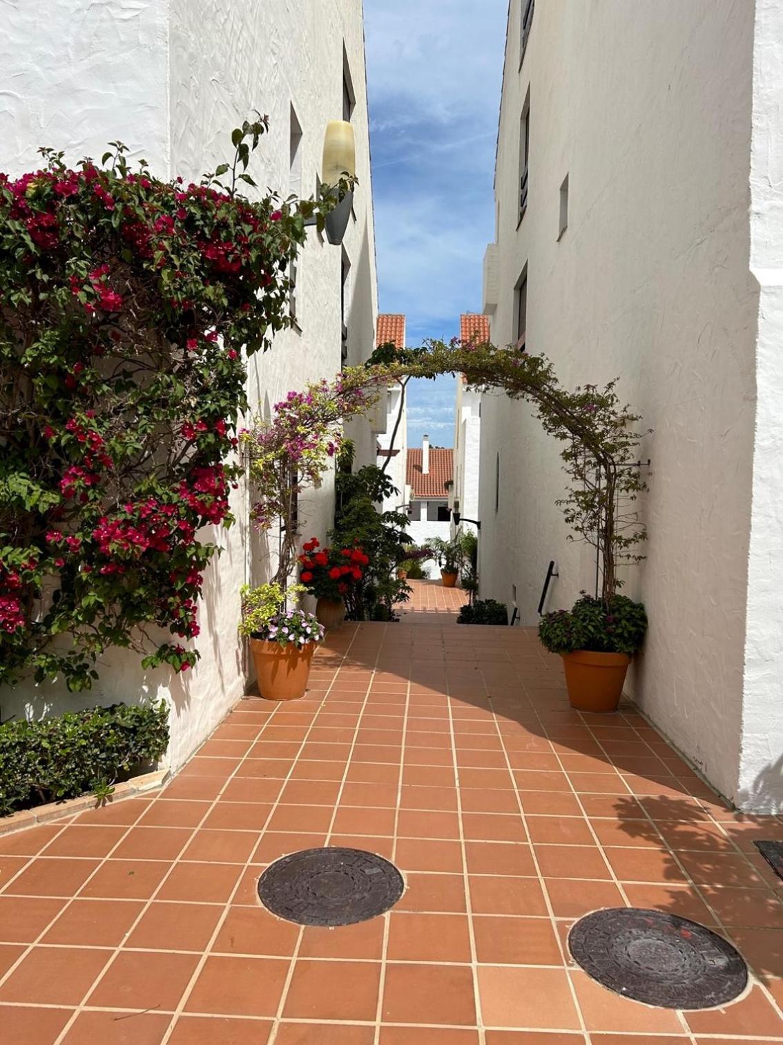 Marbella Vacations - Enjoy Spain - La Maestranza - Property Image 7