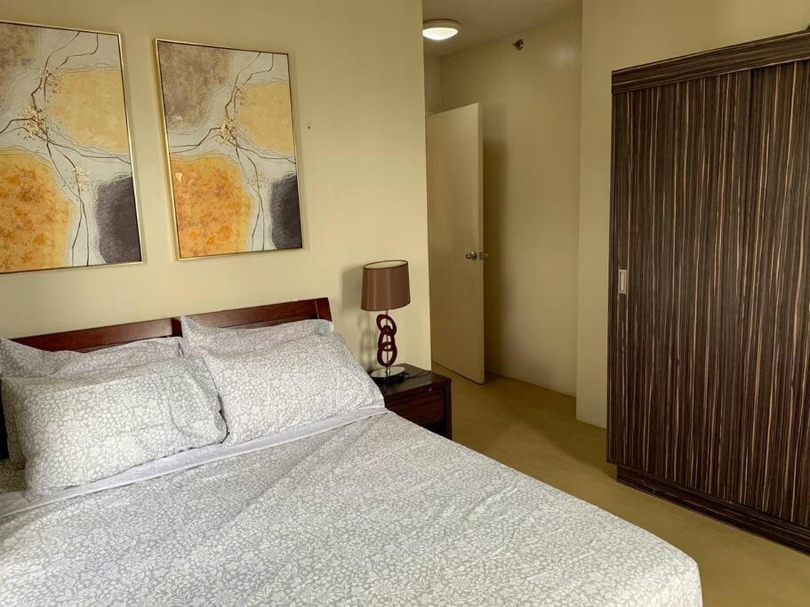 Homey 2 BR Unit w/Pool in Avida IT Park view 3