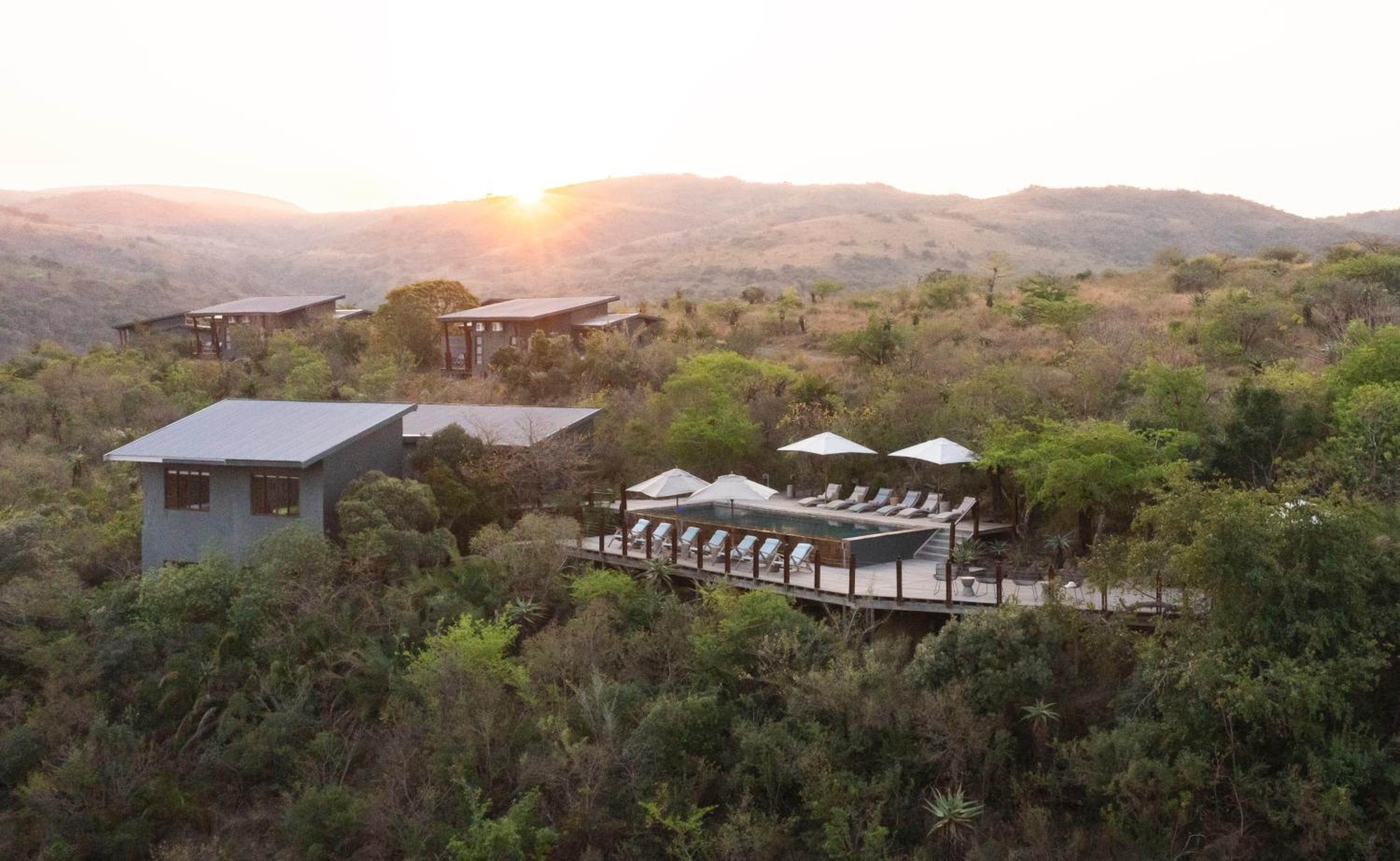 Rhino Ridge Safari Lodge