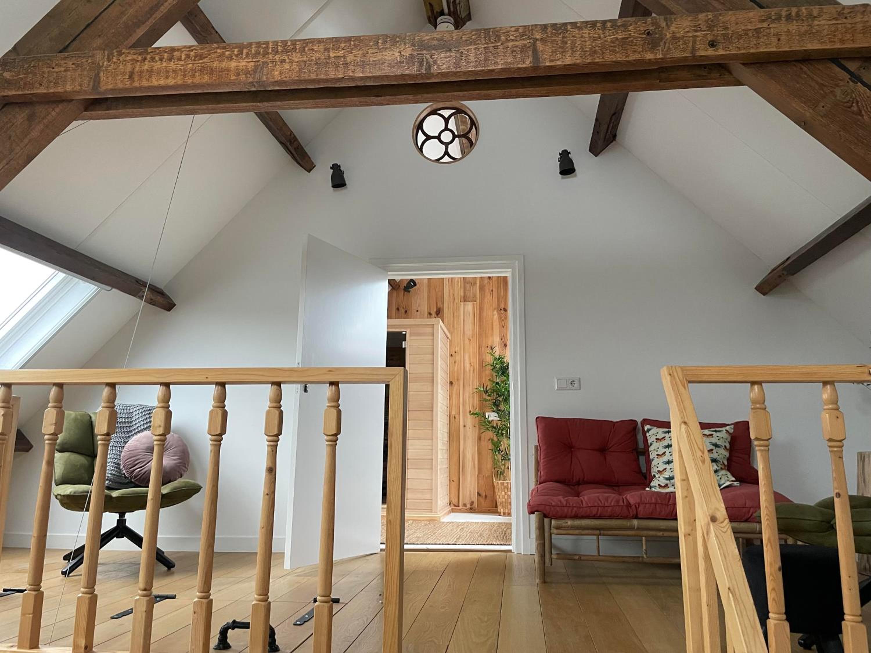 Appartement 'Droom in de polder de Suite met prive sauna view 4