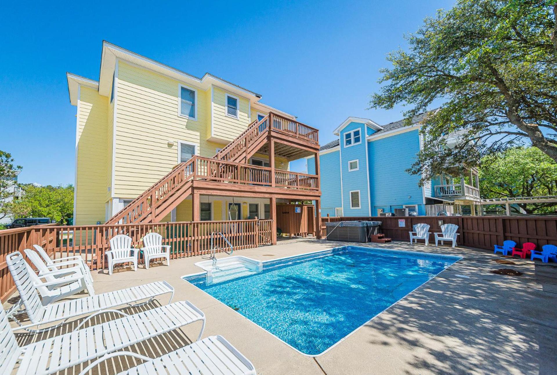 Maison des Jeux - Corolla, Ocean Sands, Beach 500 Yds, Pool, Hot Tub, EV Charger, 3 Dogs Allowed view 4