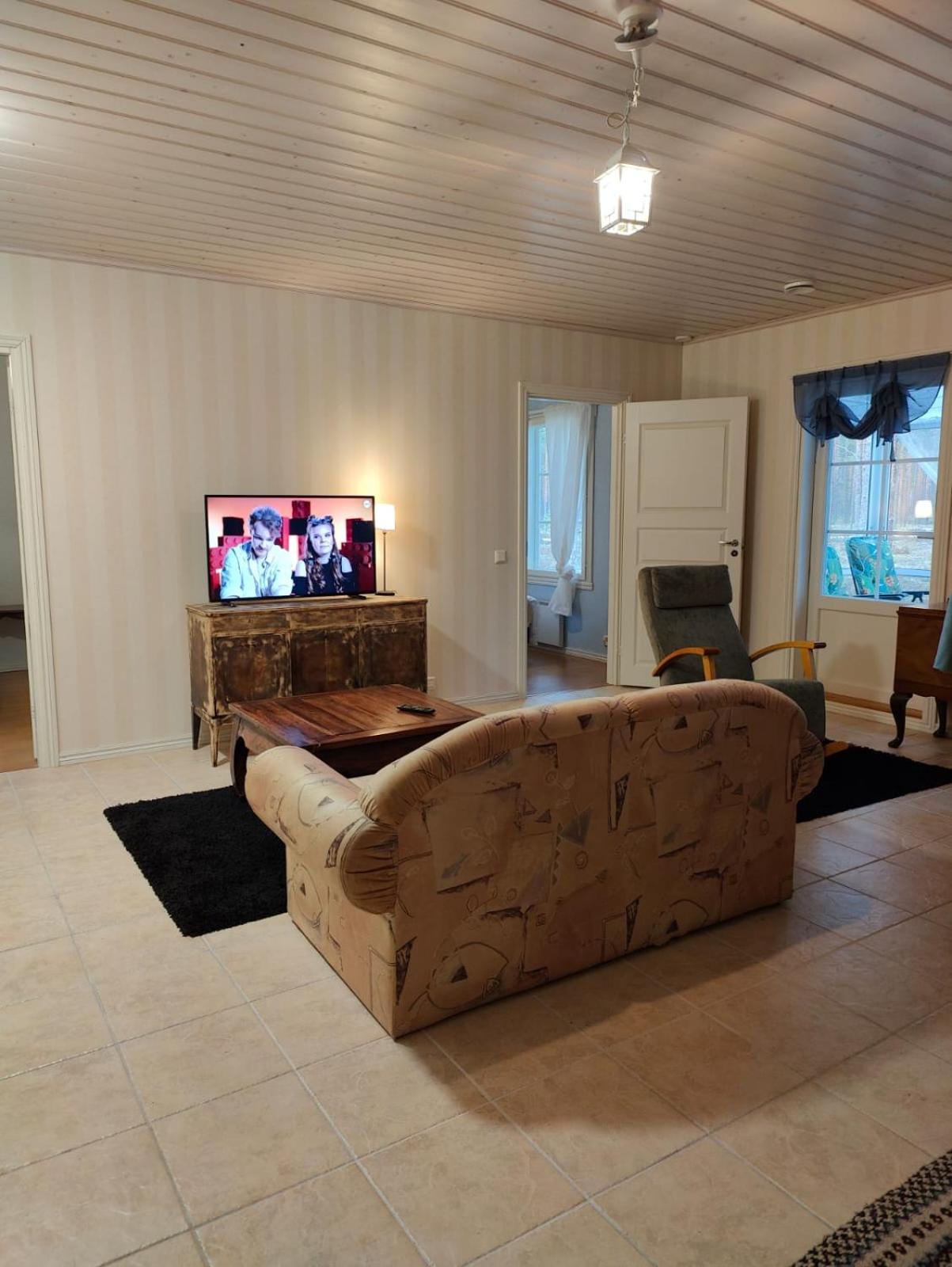 Nicolas apartment