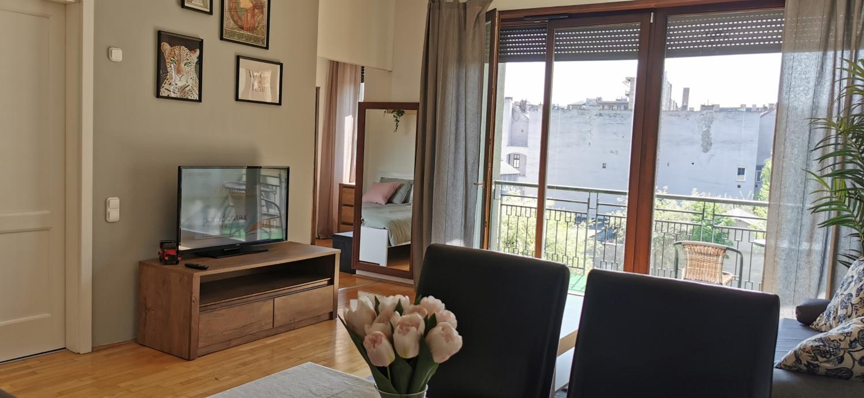 Kazinczy 52 B Apartment