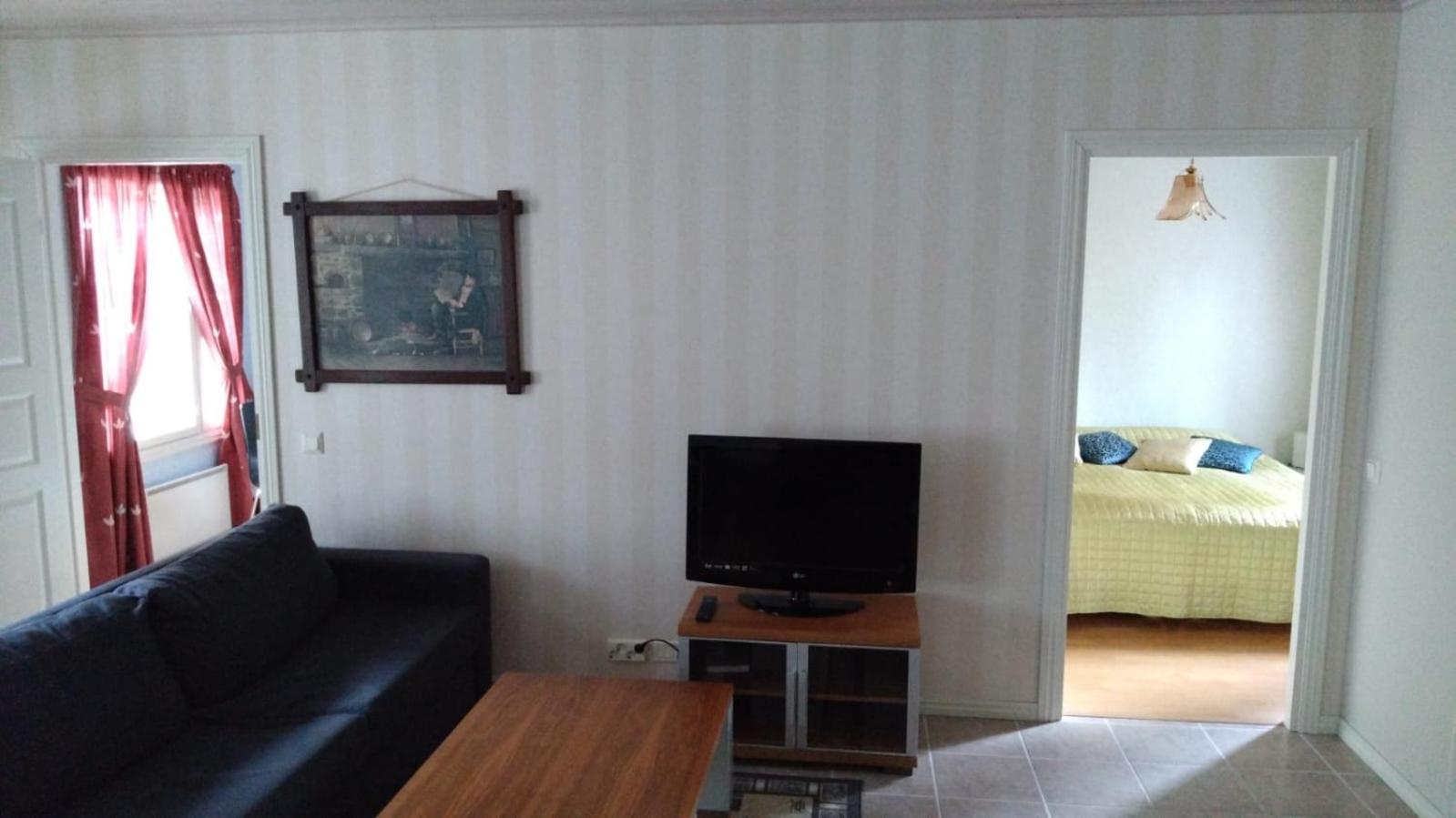Nicolas apartment