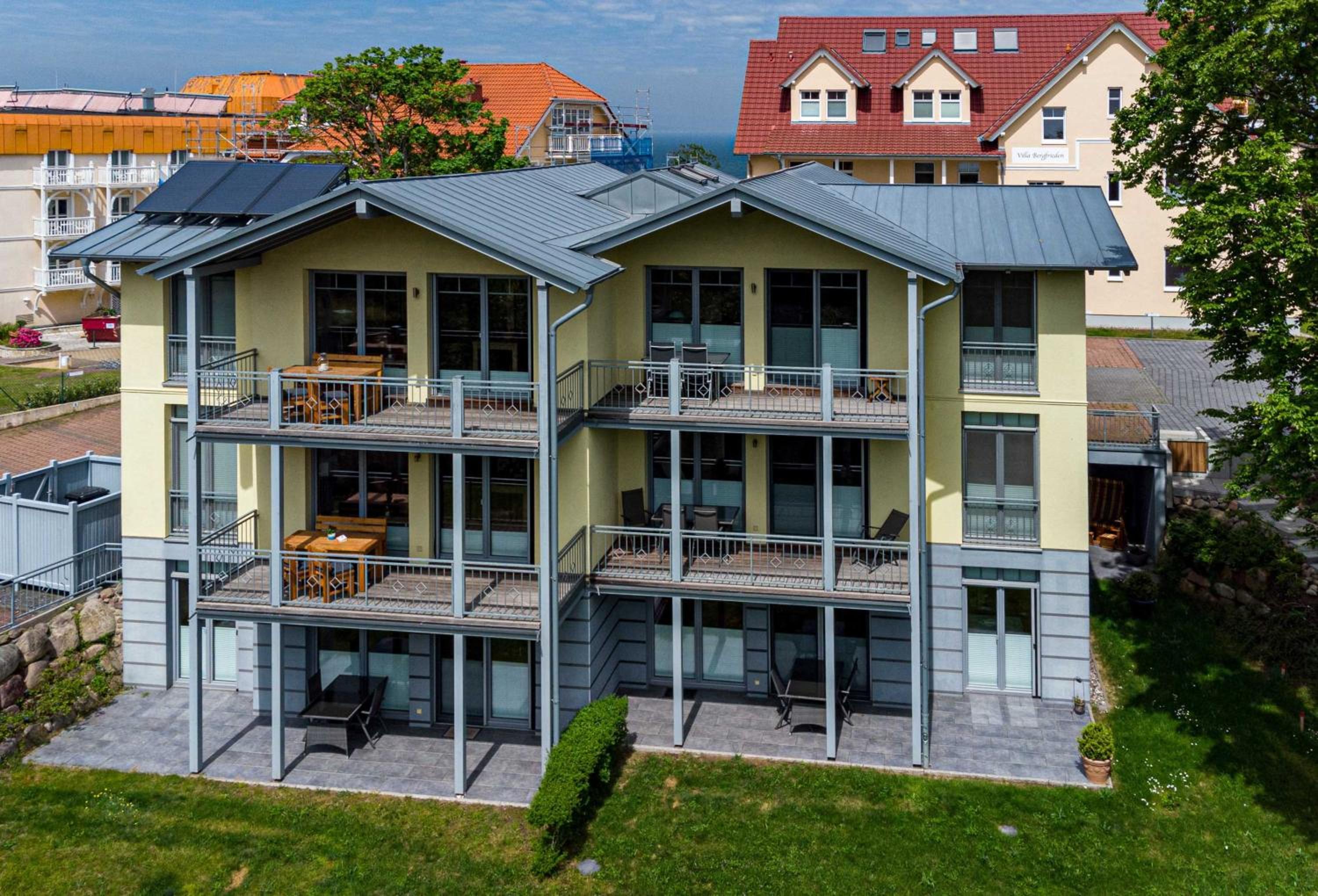 Ferienwohnungen Altmann - 4 Villa Bergfrieden Süd