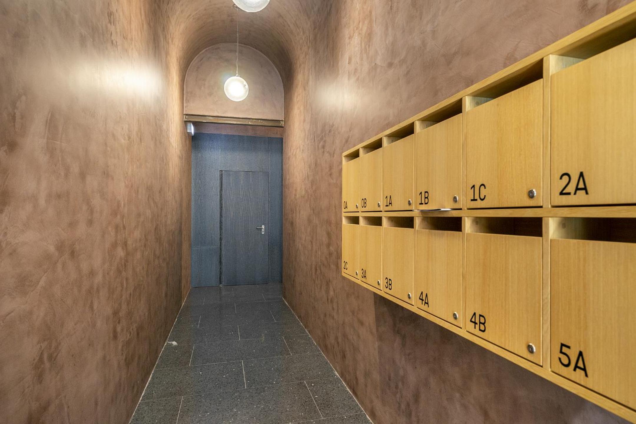 WHome Exclusive City Hideaway perfect for Digital Nomads & Remote Workers view 4