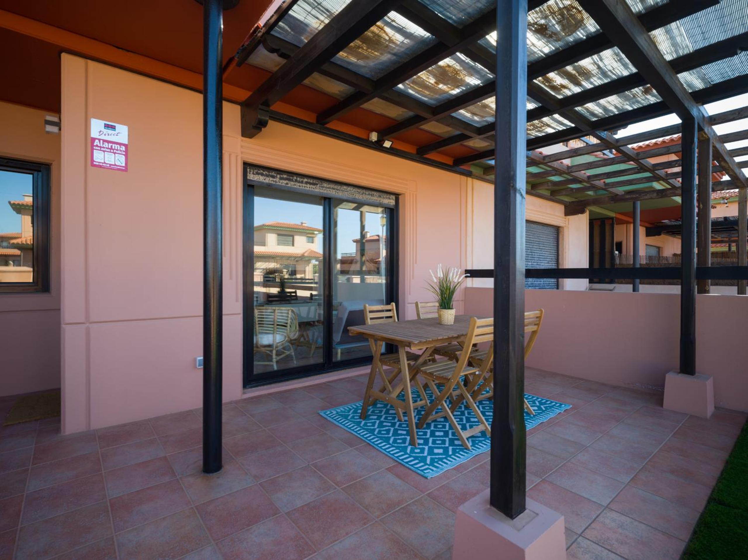 Private Terrace Majanicho Home -Garden & Pool view 2