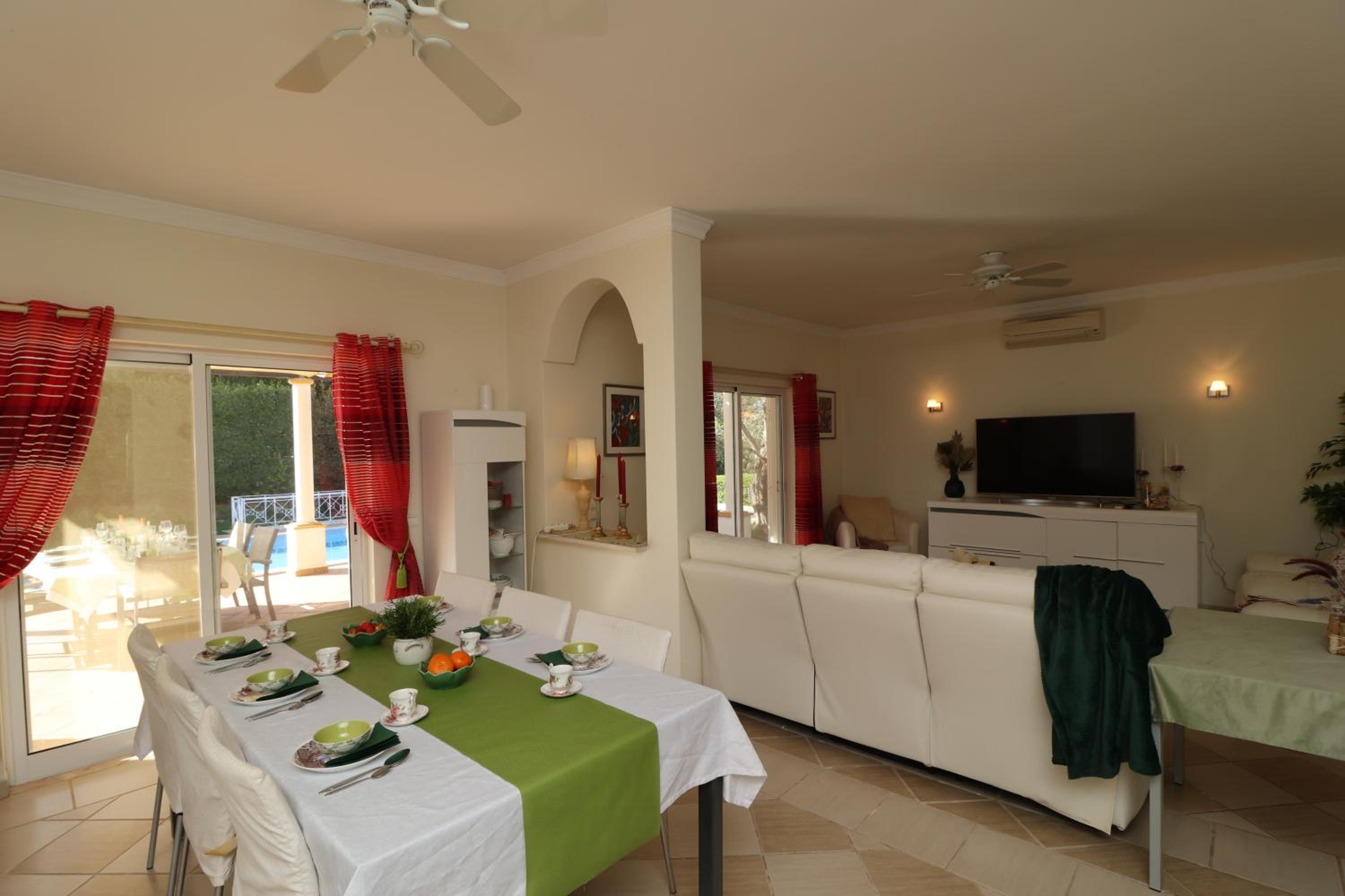 Villa Jóia - 3 Bedroom Villa with Swimming pool in Boliqueime, near Vilamoura, Algarve view 5